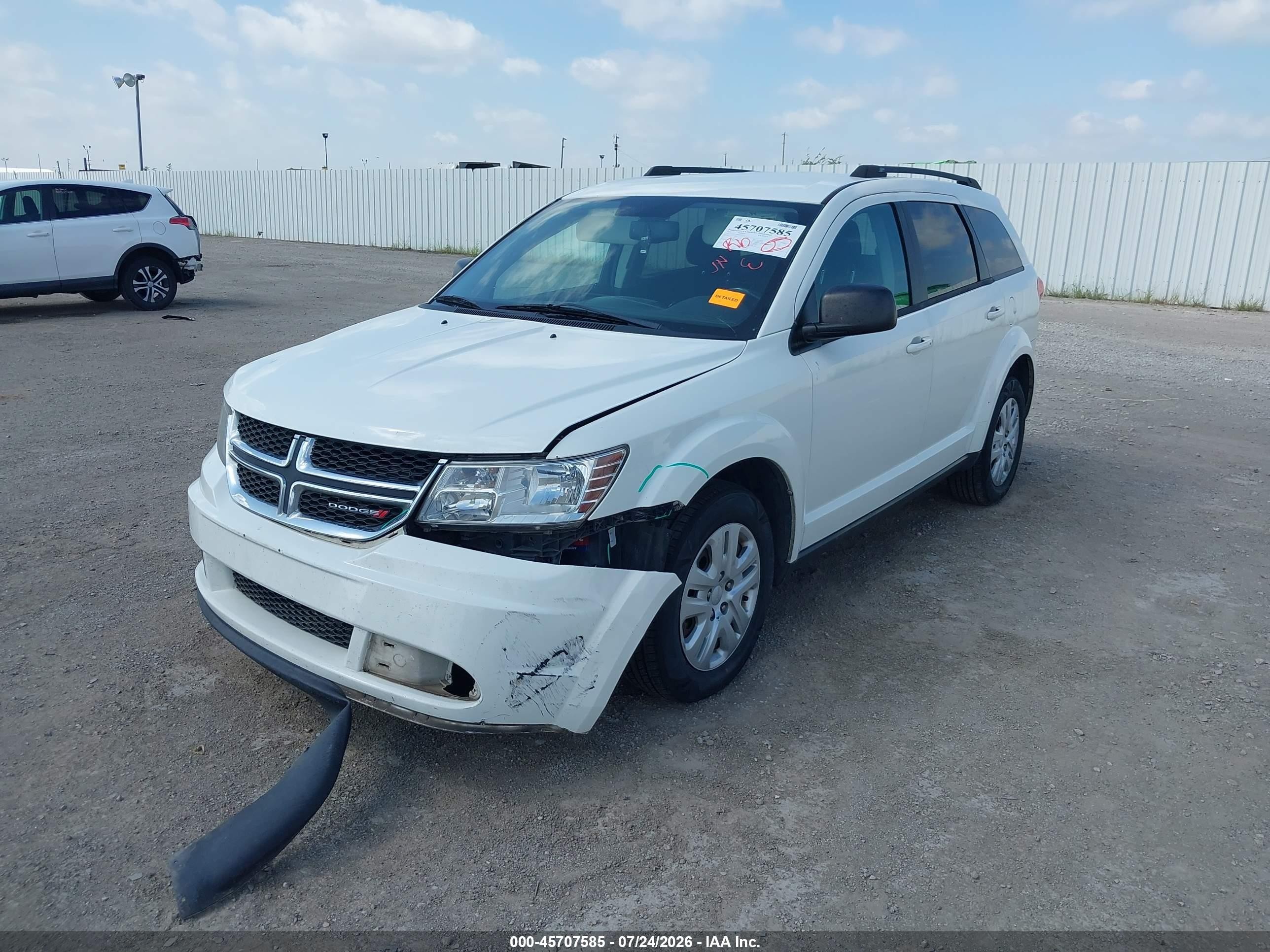 2015 Dodge Journey Se Белый vin: 3C4PDCAB3FT556772