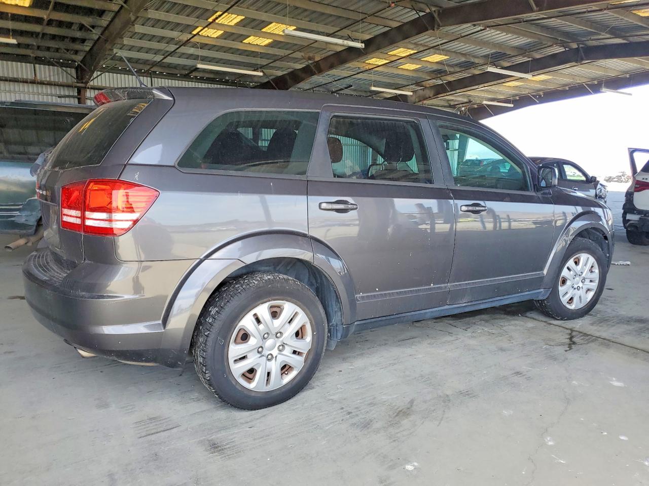 2015 Dodge Journey Se Gray vin: 3C4PDCAB3FT556786