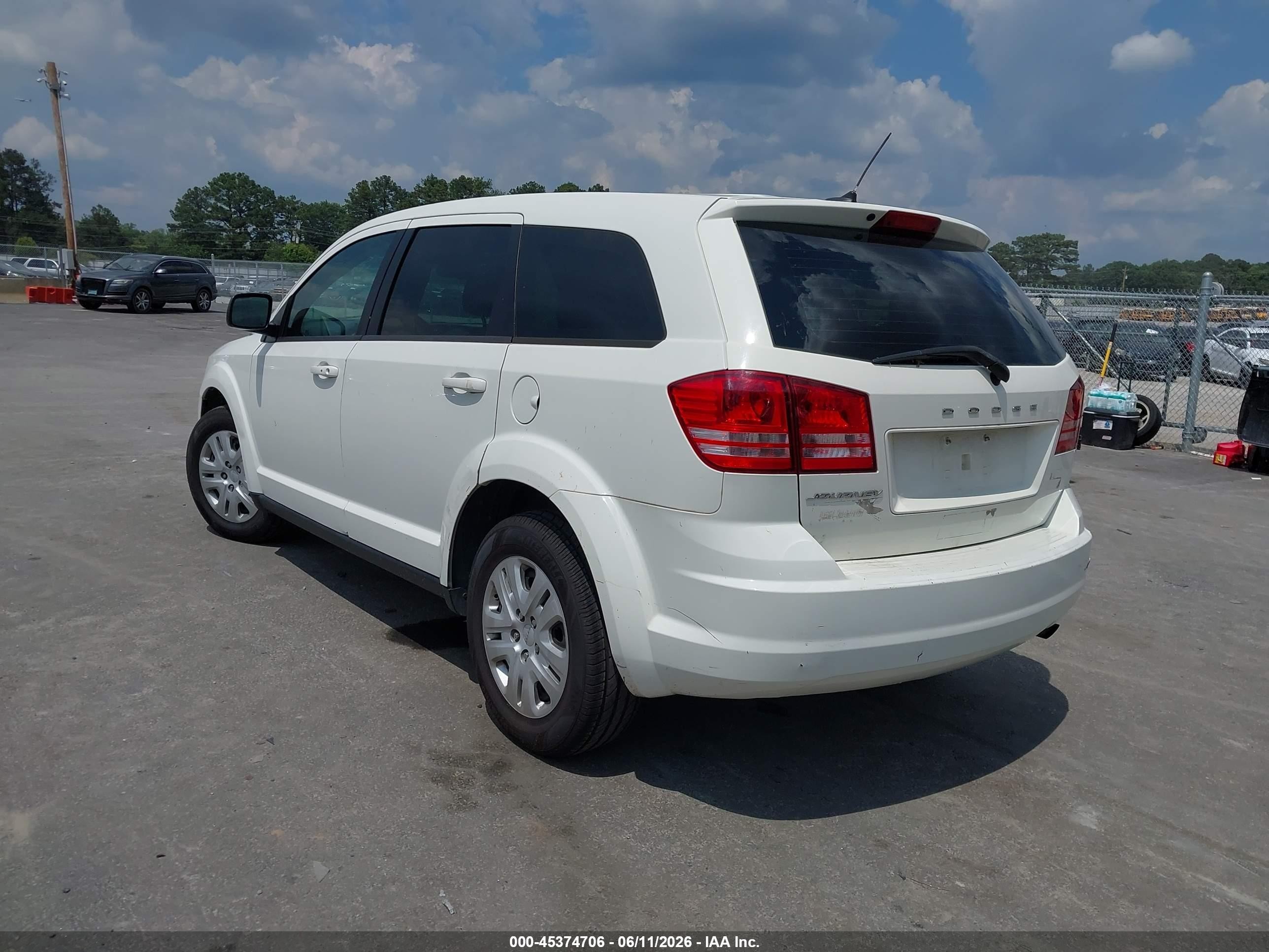 2015 Dodge Journey American Value Pkg White vin: 3C4PDCAB3FT587861