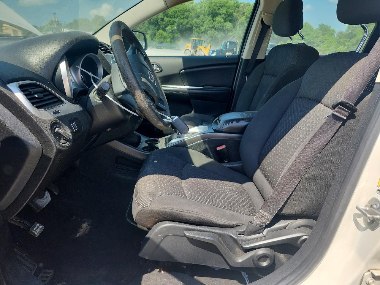 2015 Dodge Journey Se White vin: 3C4PDCAB3FT748323