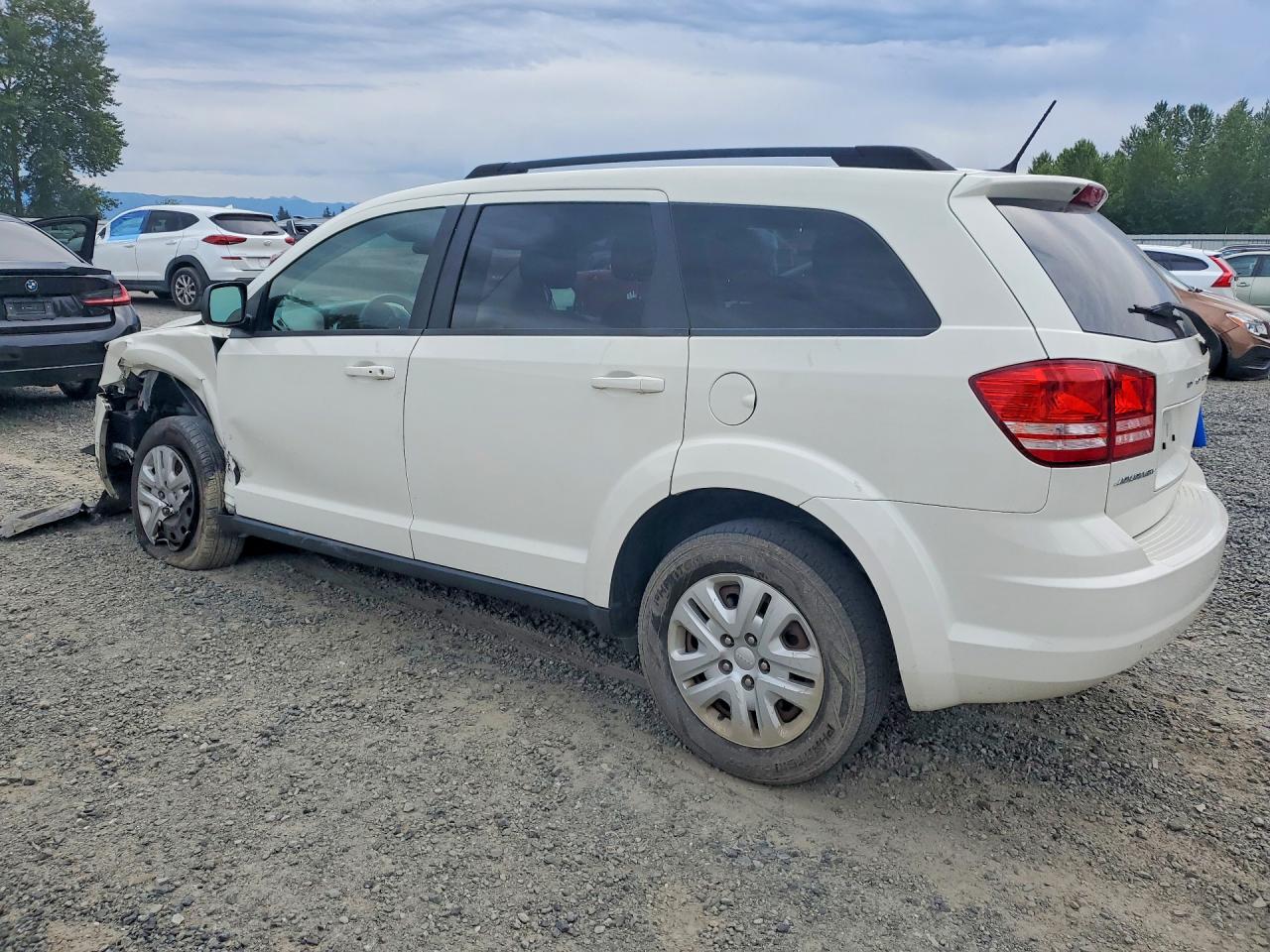 2017 Dodge Journey Se White vin: 3C4PDCAB3HT694685