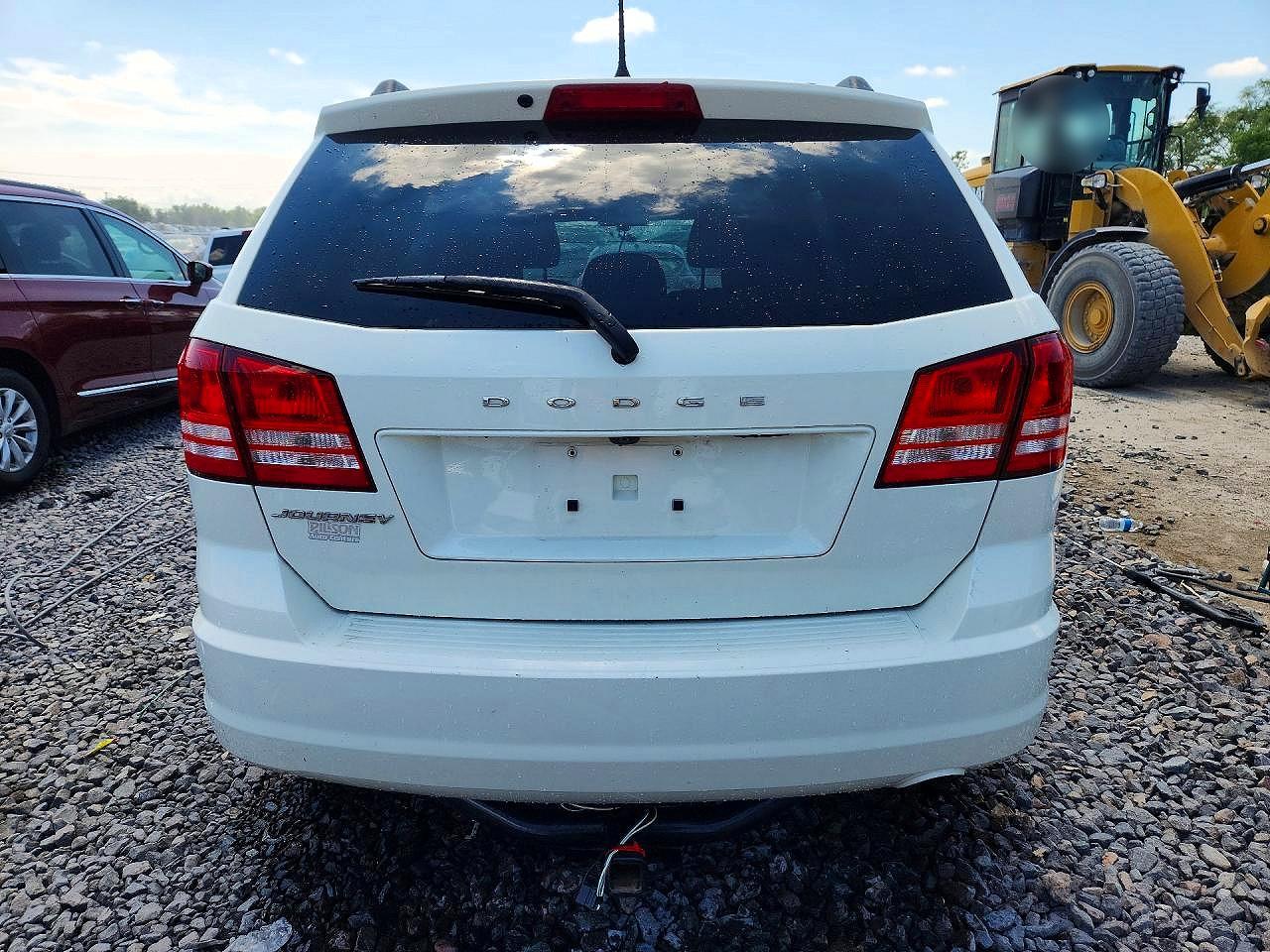 2018 Dodge Journey Se White vin: 3C4PDCAB3JT448581