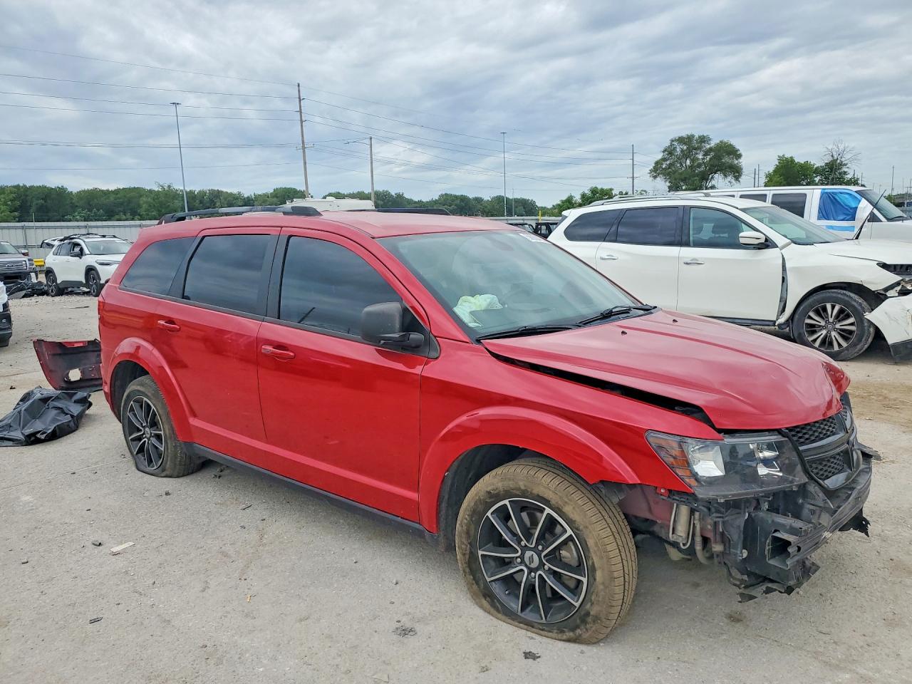 2018 Dodge Journey Se Burgundy vin: 3C4PDCAB3JT510836