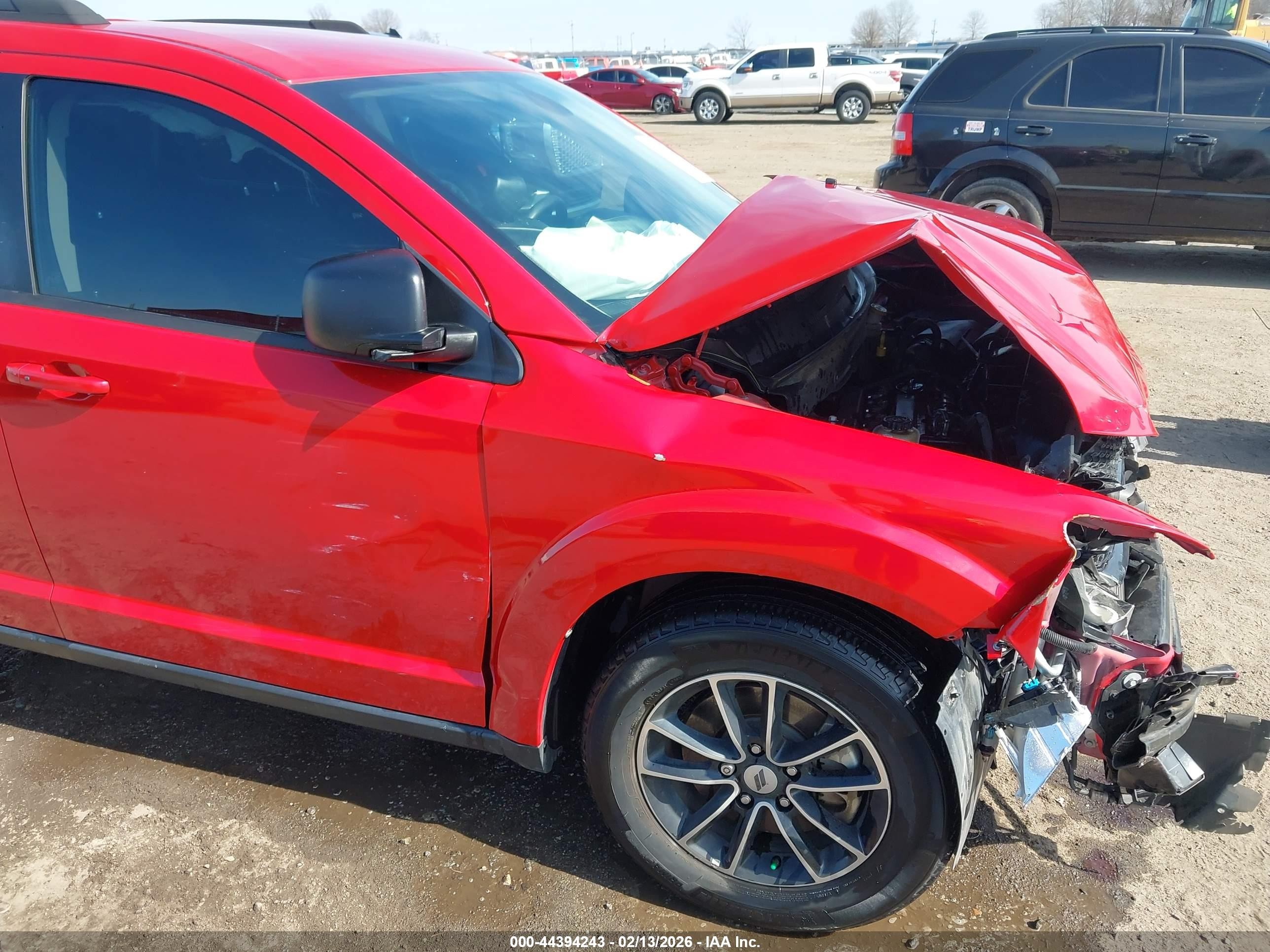 2018 Dodge Journey Se Красный vin: 3C4PDCAB3JT519021
