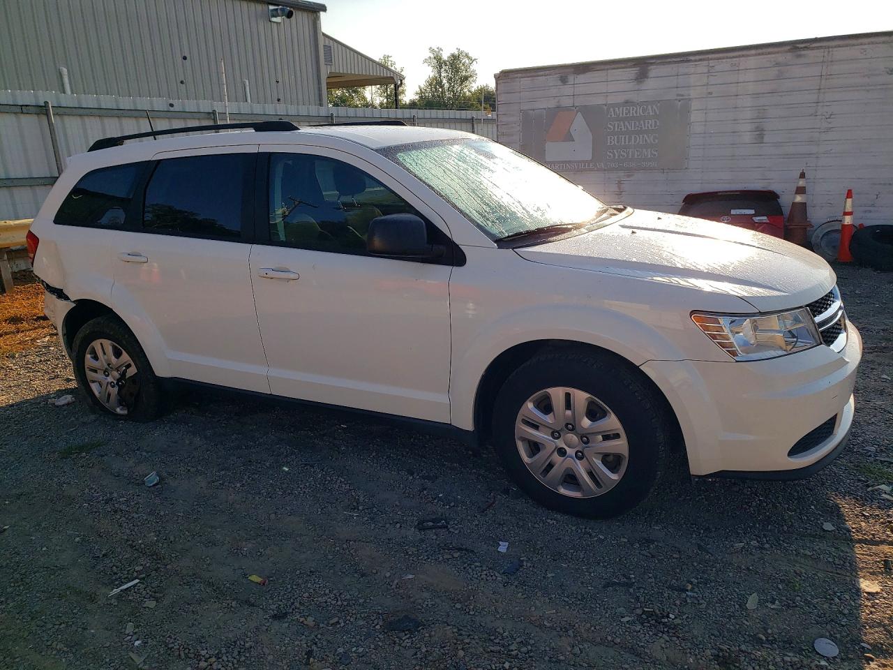 2019 Dodge Journey Se Белый vin: 3C4PDCAB3KT747165
