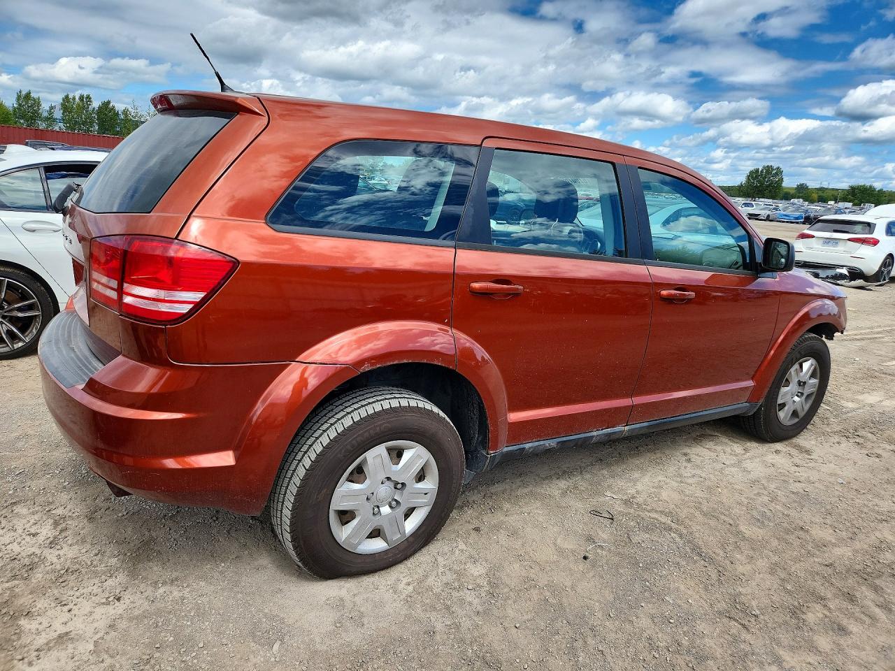 2012 Dodge Journey Se Orange vin: 3C4PDCAB4CT221614