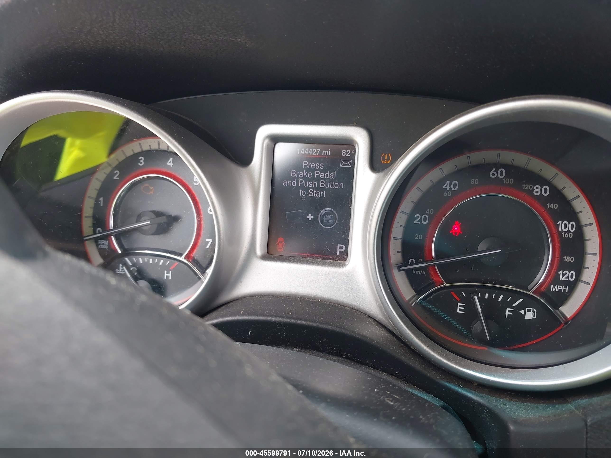 2013 Dodge Journey American Value Pkg Серебряный vin: 3C4PDCAB4DT560875