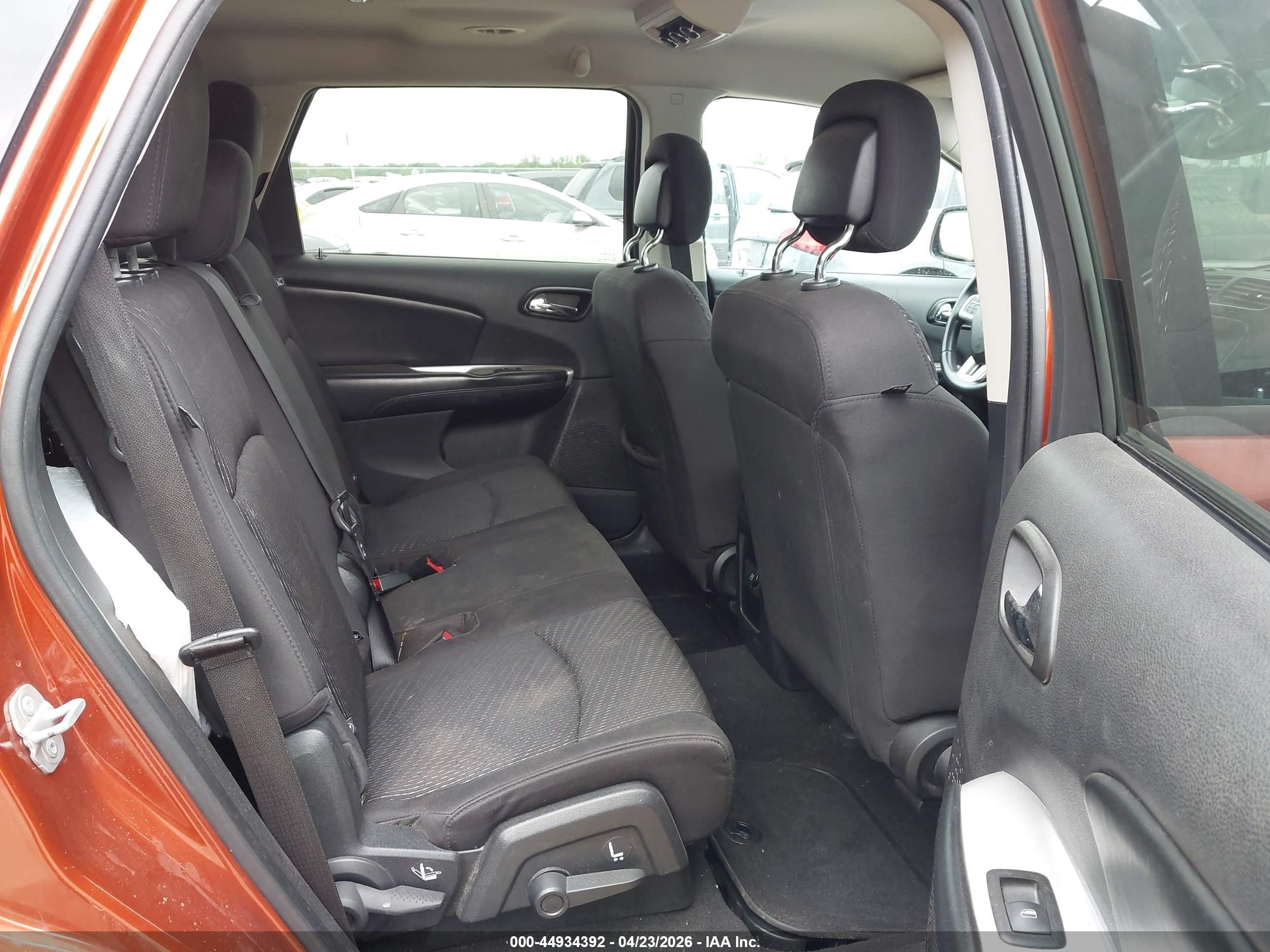 2014 Dodge Journey Se Orange vin: 3C4PDCAB4ET101296