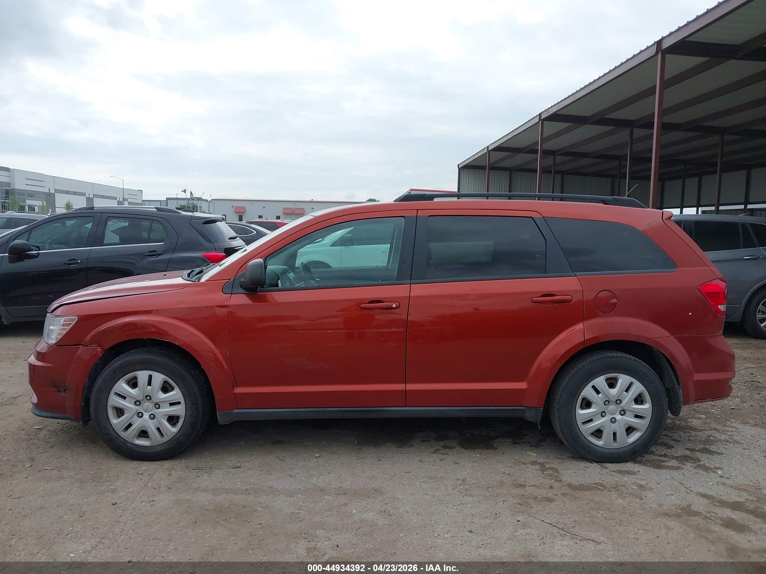 2014 Dodge Journey Se Orange vin: 3C4PDCAB4ET101296