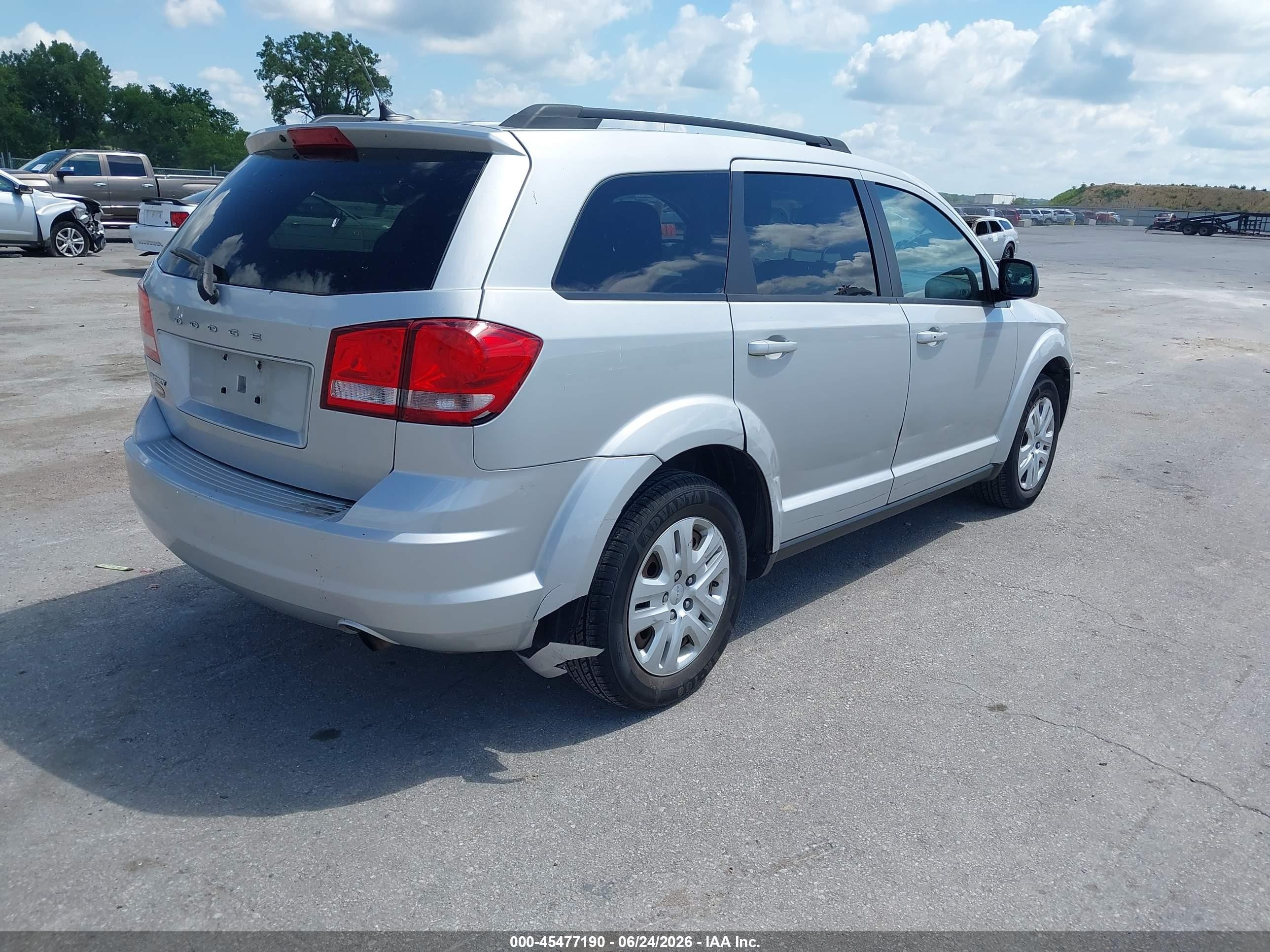 2014 Dodge Journey Se Silver vin: 3C4PDCAB4ET141314