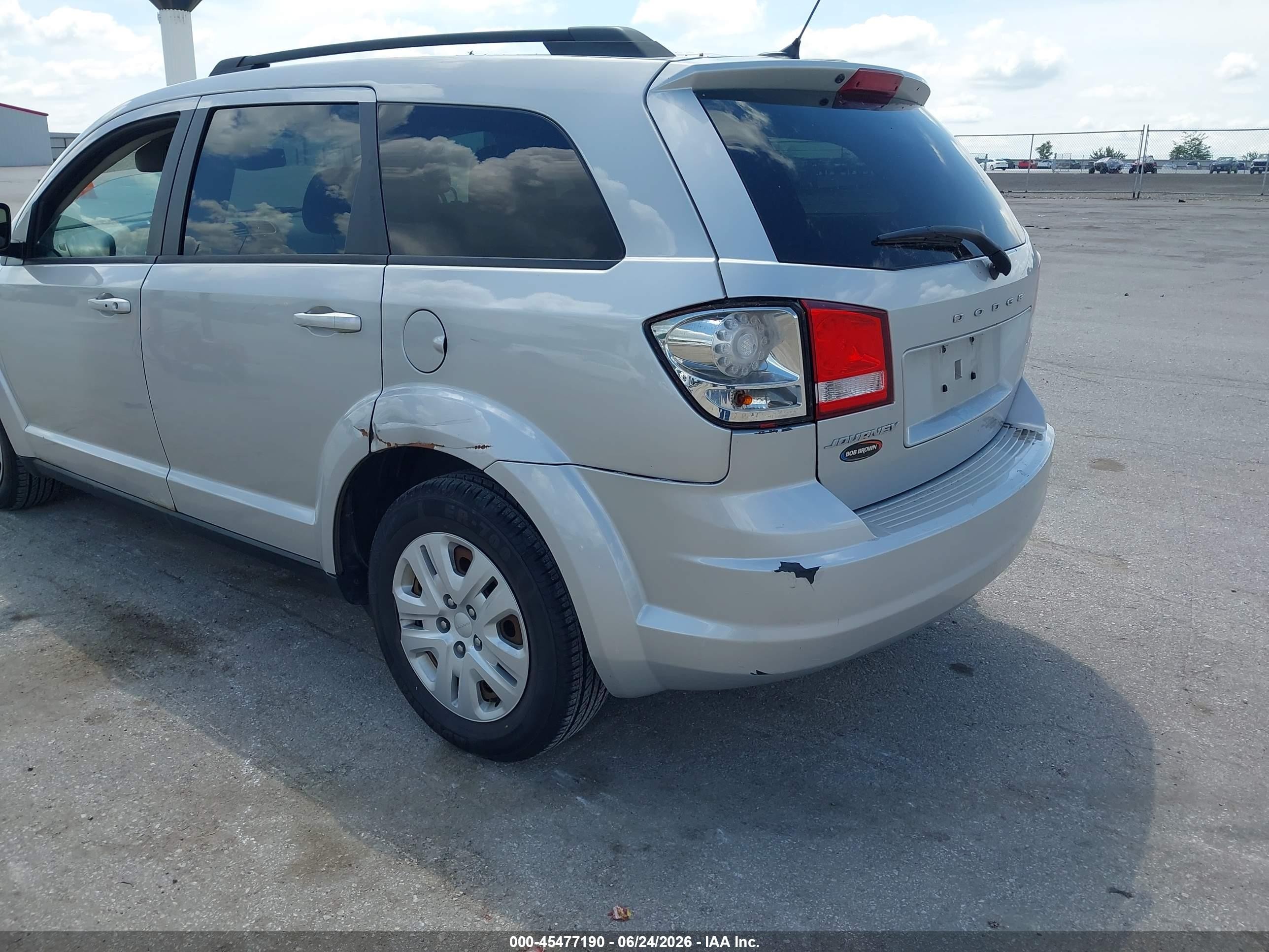 2014 Dodge Journey Se Silver vin: 3C4PDCAB4ET141314