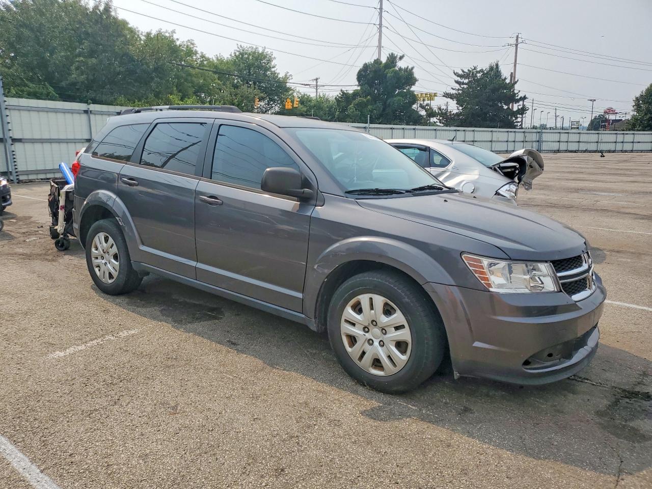 2014 Dodge Journey Se Gray vin: 3C4PDCAB4ET217128
