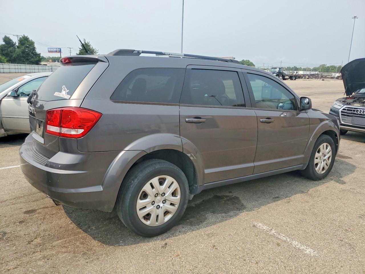 2014 Dodge Journey Se Gray vin: 3C4PDCAB4ET217128