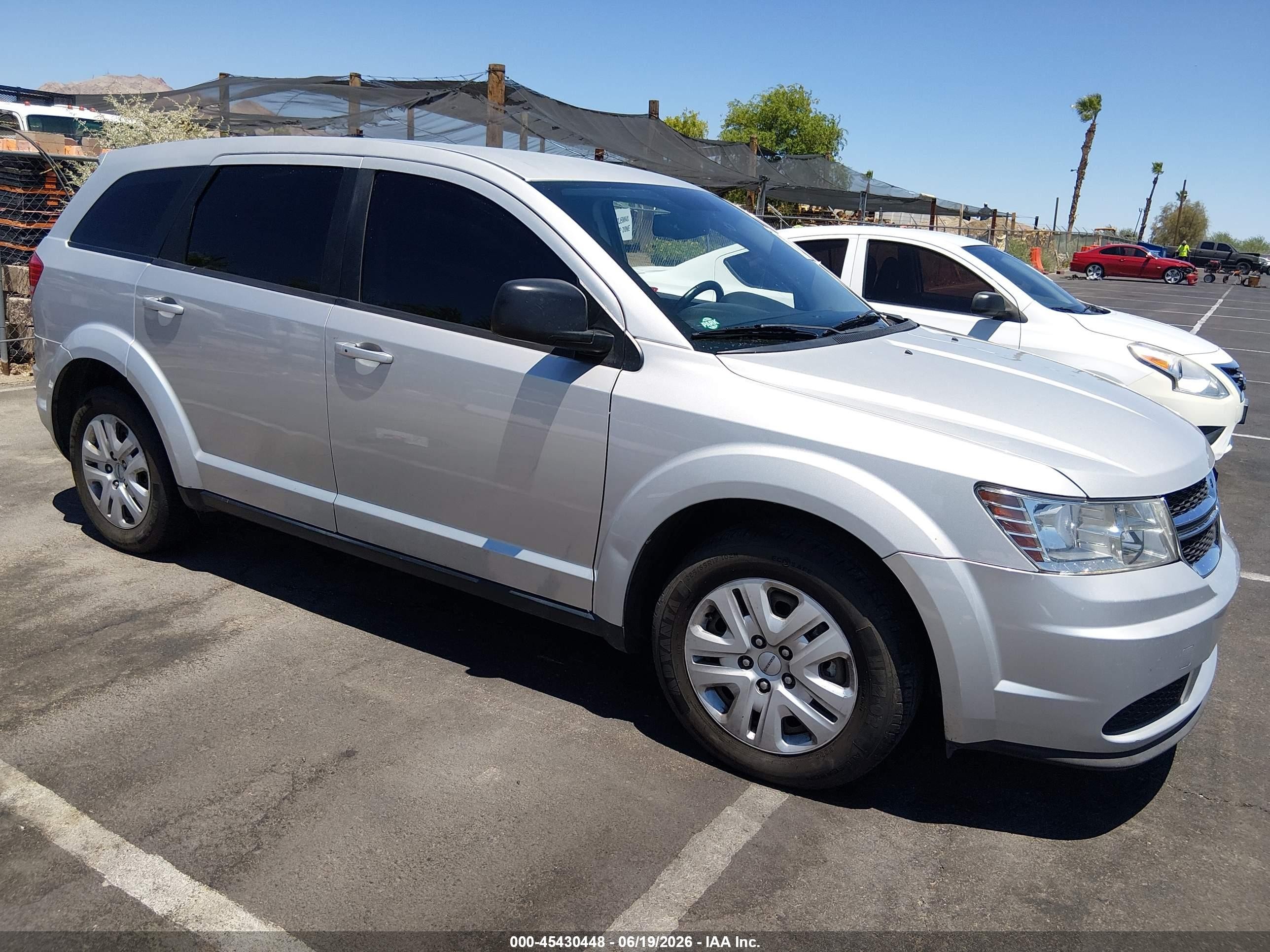 2014 Dodge Journey American Value Pkg Серебряный vin: 3C4PDCAB4ET238660