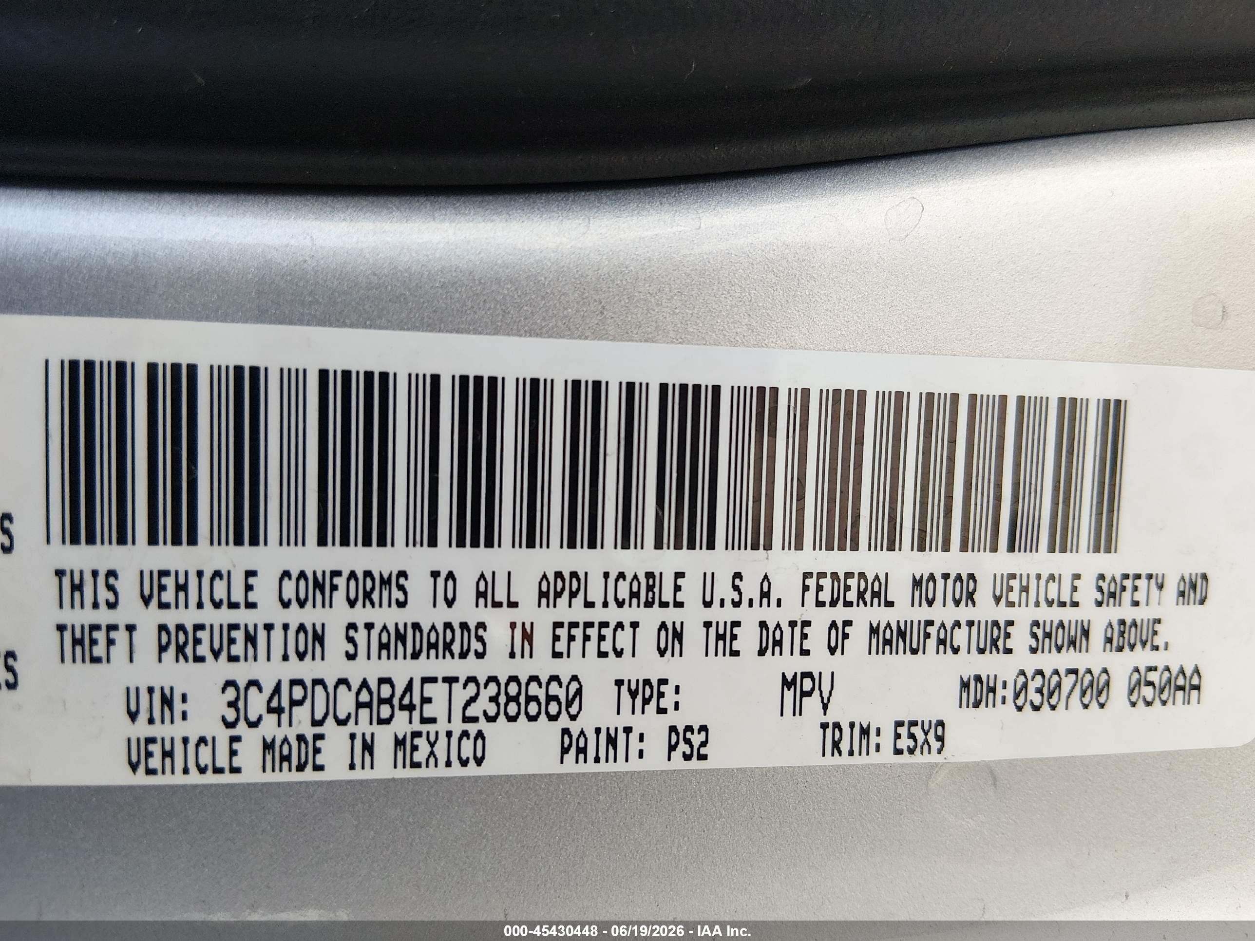 2014 Dodge Journey American Value Pkg Серебряный vin: 3C4PDCAB4ET238660