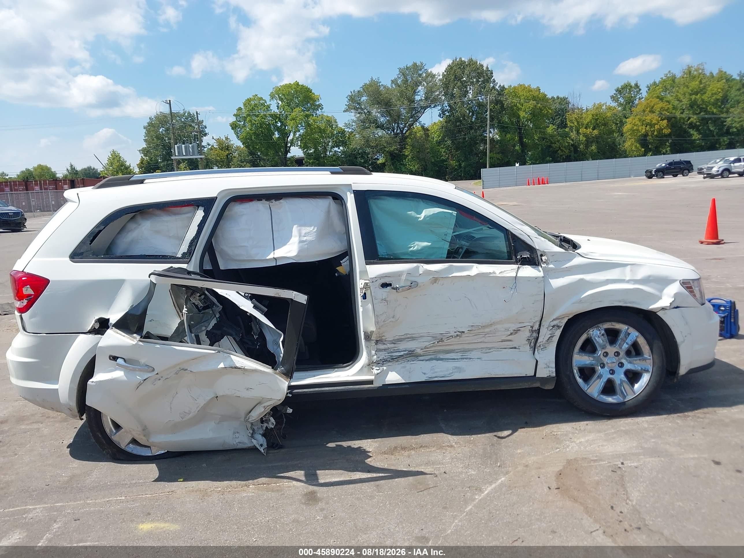 2014 Dodge Journey Se White vin: 3C4PDCAB4ET317228