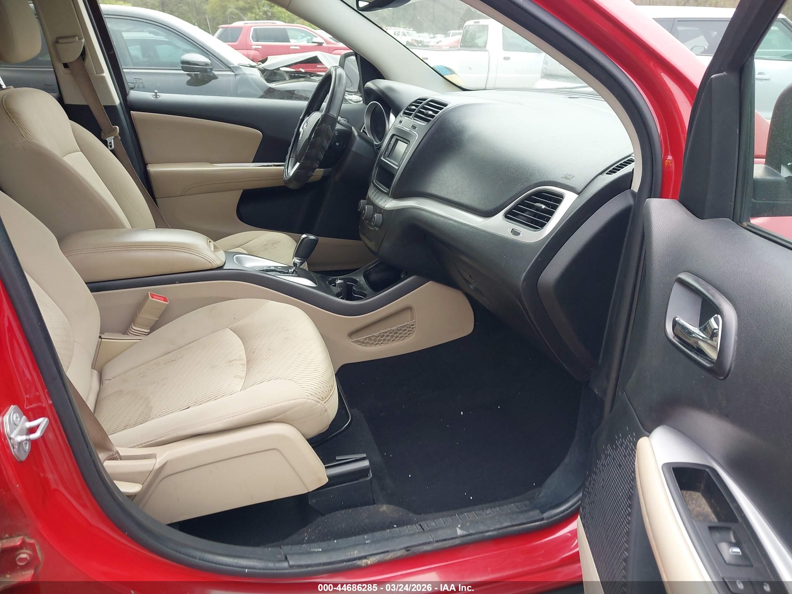 2015 Dodge Journey Se Red vin: 3C4PDCAB4FT620043