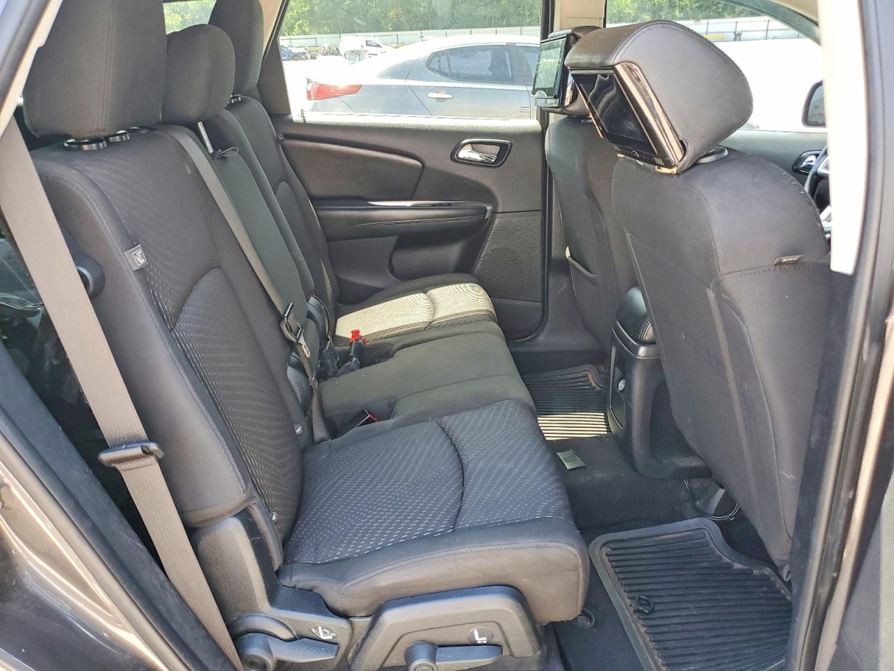 2018 Dodge Journey Se Charcoal vin: 3C4PDCAB4JT385300
