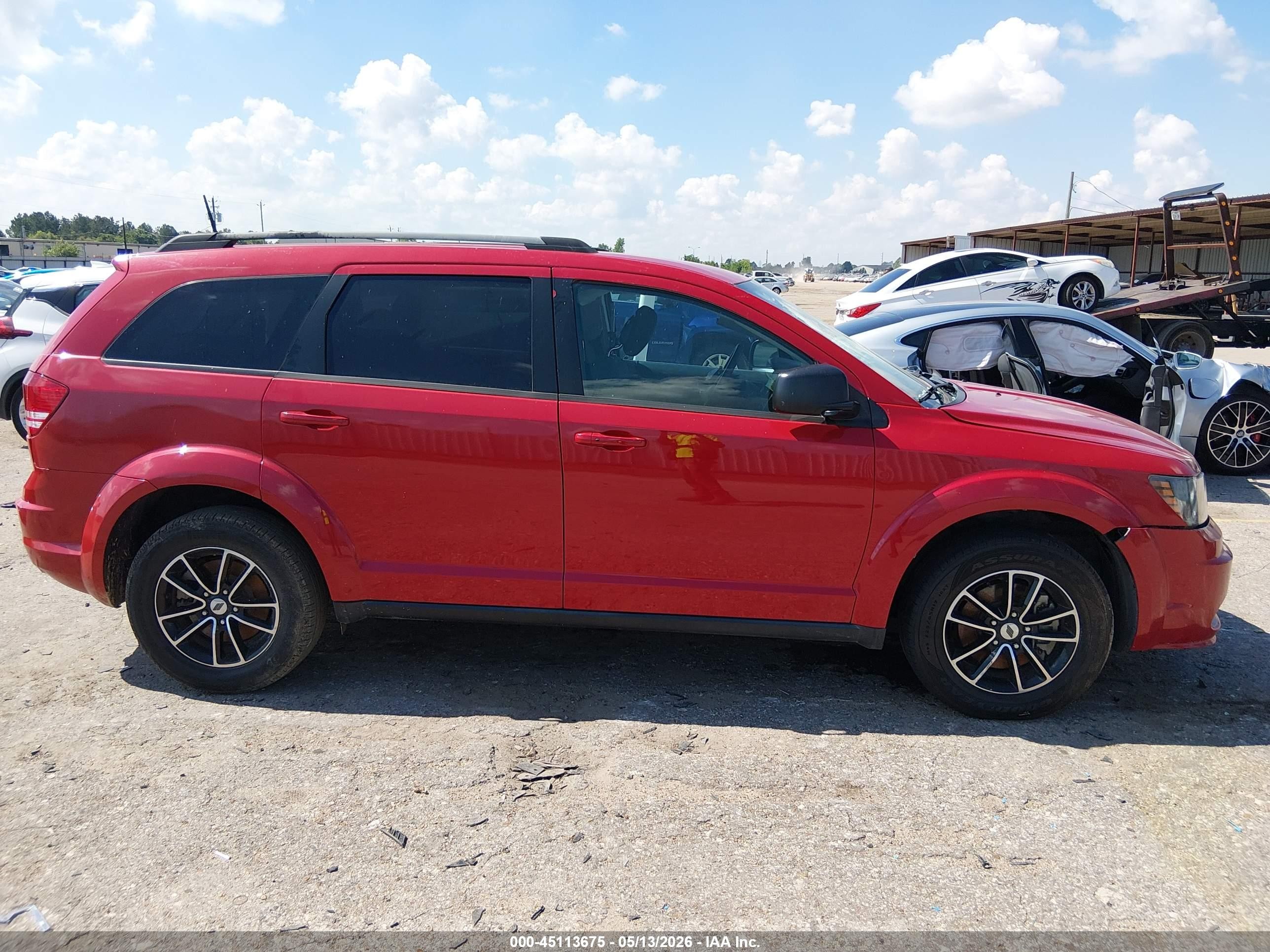 2018 Dodge Journey Se Red vin: 3C4PDCAB4JT519240