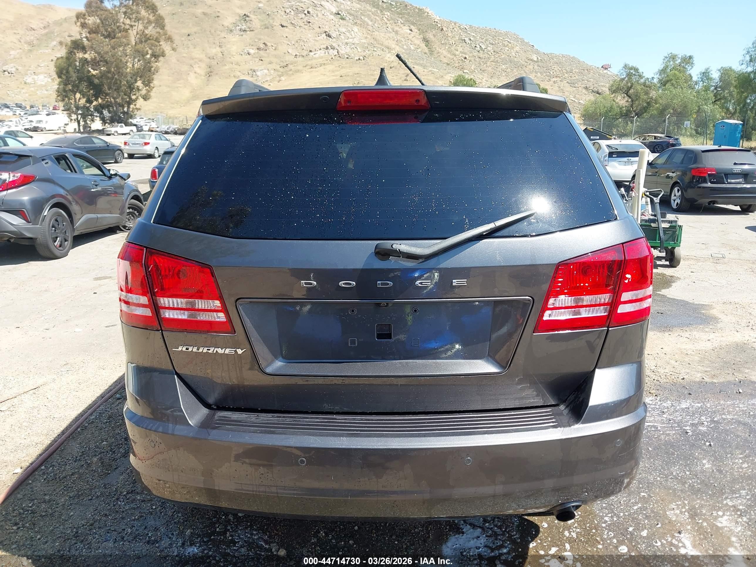 2020 Dodge Journey Se Value Gray vin: 3C4PDCAB4LT270778