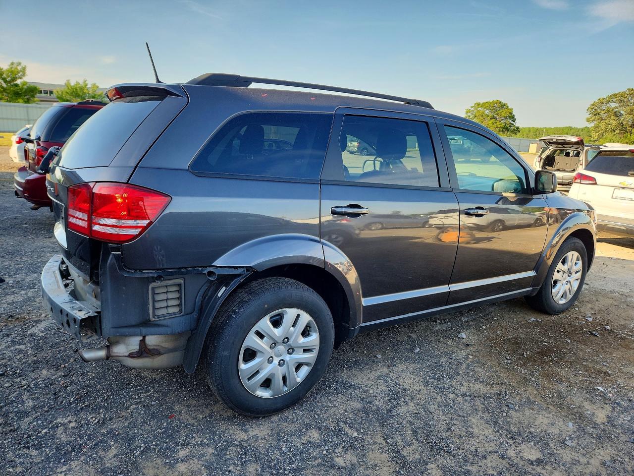 2020 Dodge Journey Se Gray vin: 3C4PDCAB4LT274376