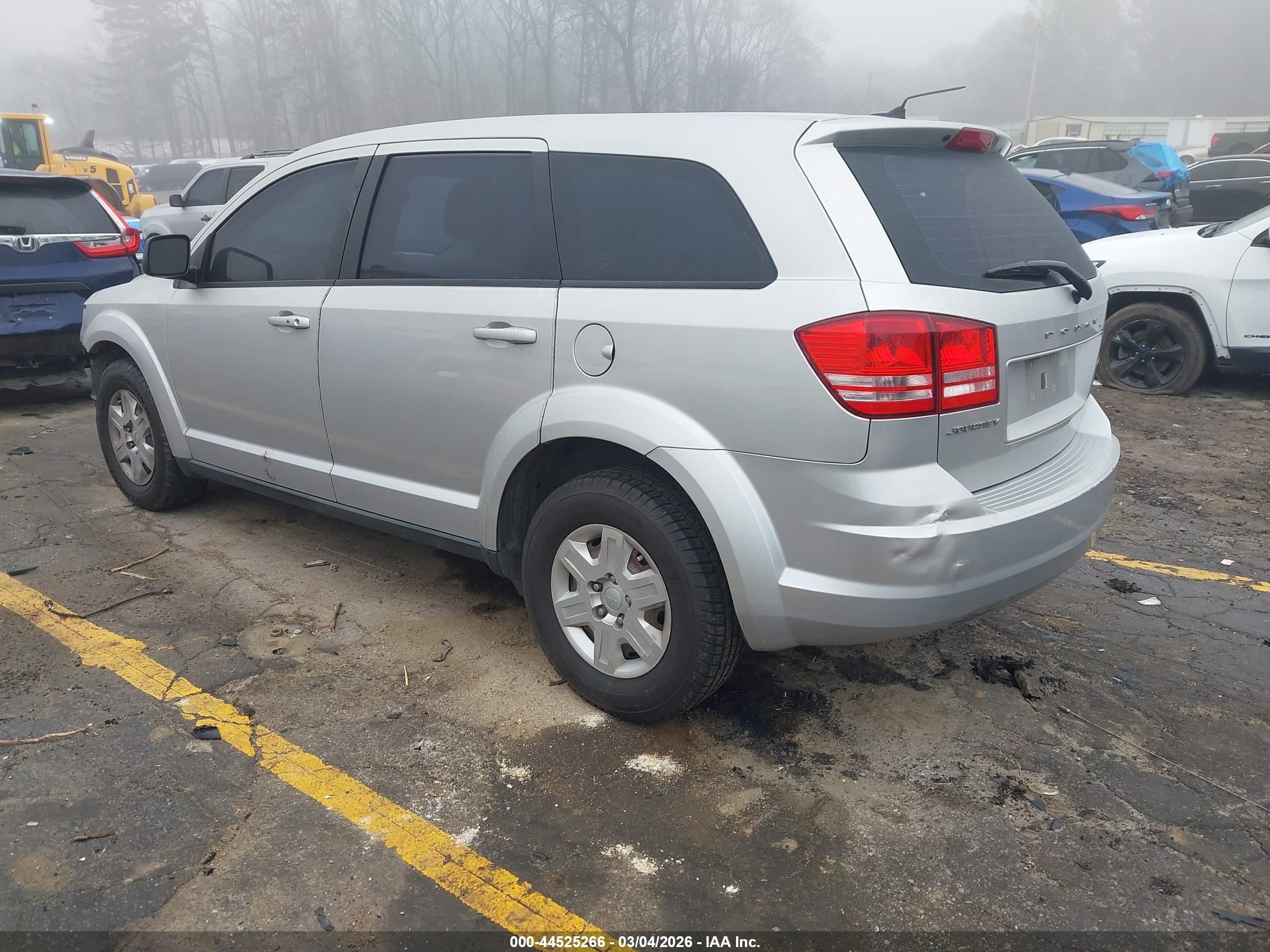 2012 Dodge Journey Se/avp Silver vin: 3C4PDCAB5CT204210