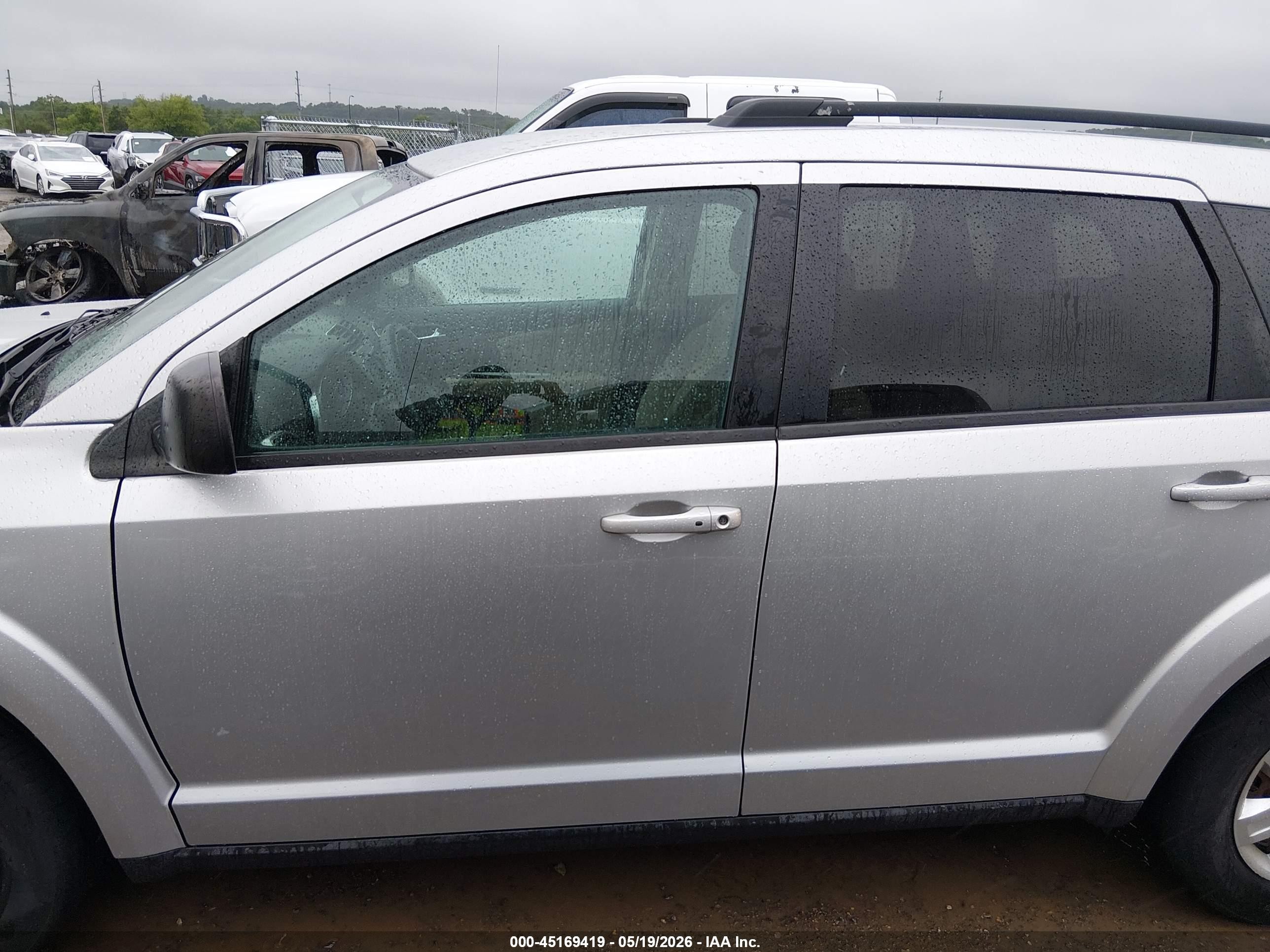 2012 Dodge Journey Se/avp Silver vin: 3C4PDCAB5CT362420