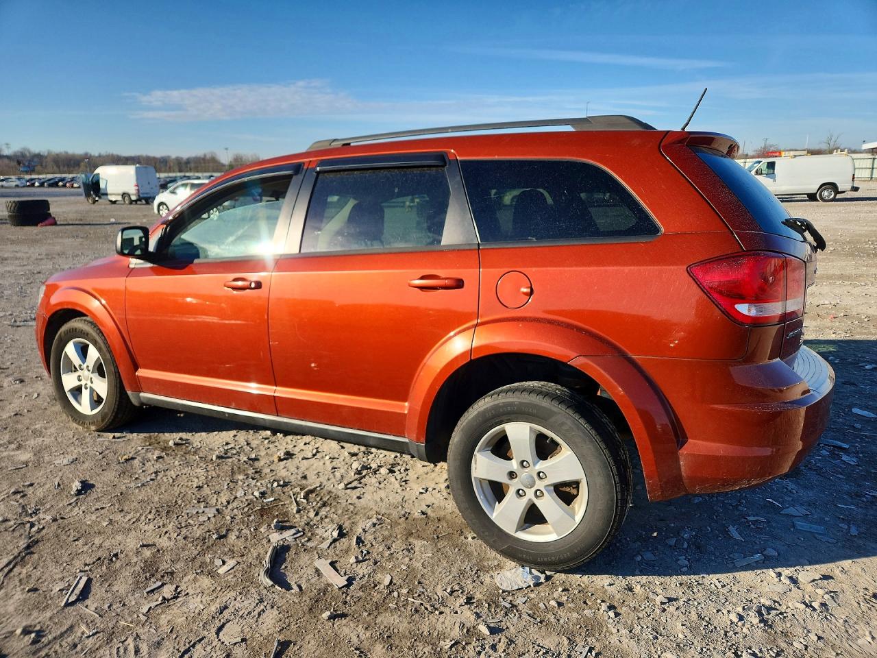 2013 Dodge Journey Se Orange vin: 3C4PDCAB5DT501155