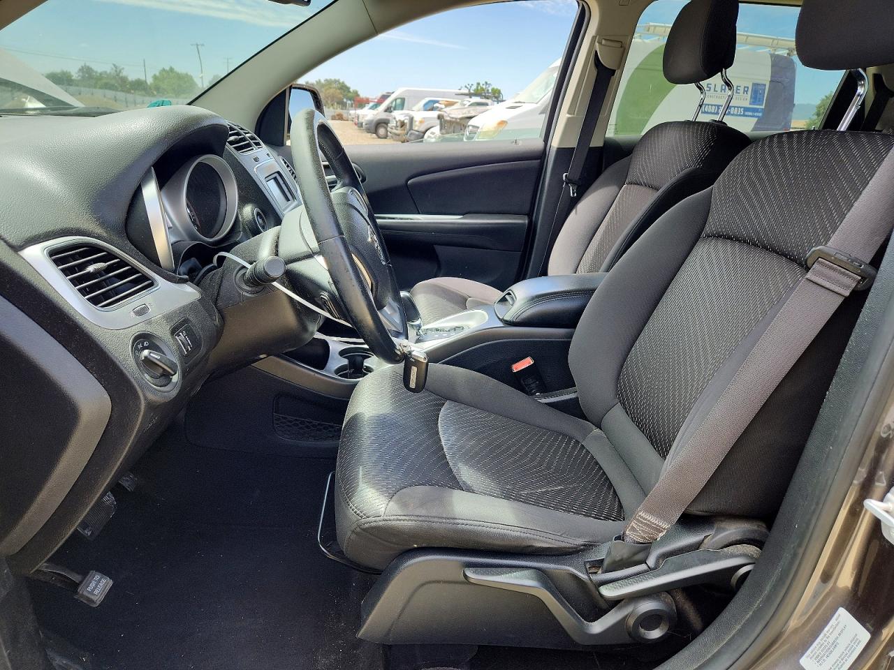 2015 Dodge Journey Se Gray vin: 3C4PDCAB5FT580510