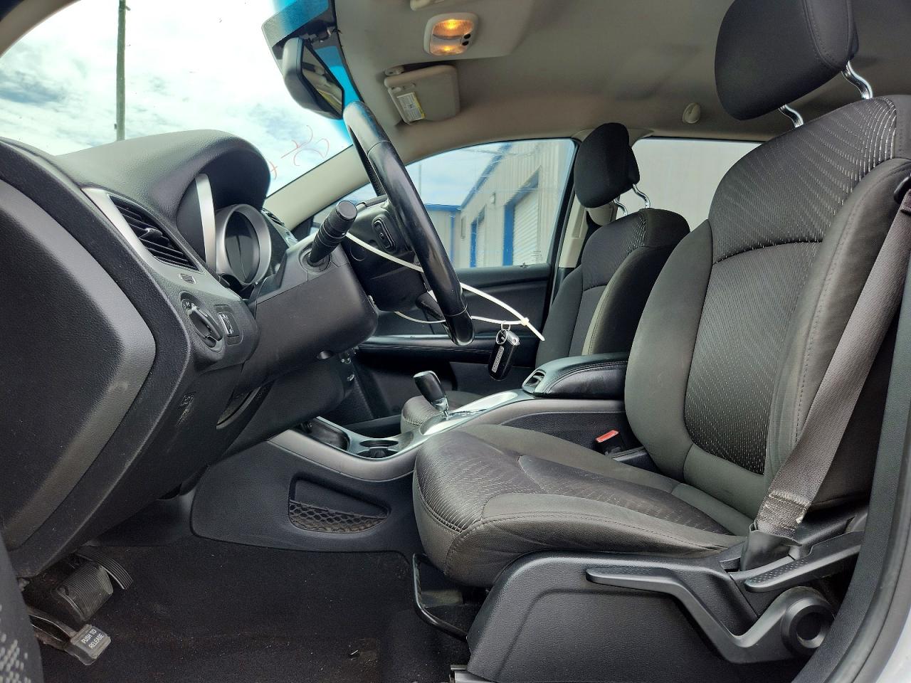 2015 Dodge Journey Se Silver vin: 3C4PDCAB5FT747108
