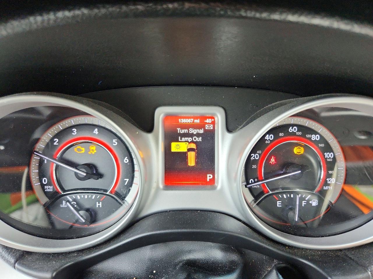 2015 Dodge Journey Se Silver vin: 3C4PDCAB5FT747108