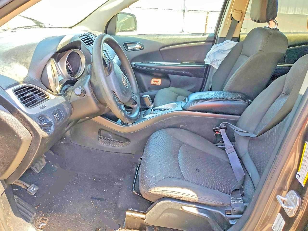2016 Dodge Journey Se Gray vin: 3C4PDCAB5GT241036
