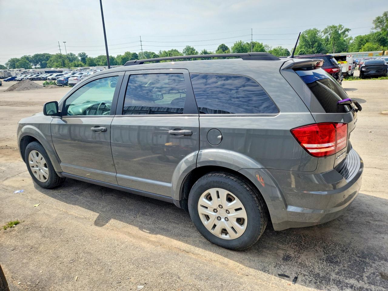 2020 Dodge Journey Se Gray vin: 3C4PDCAB5LT268196