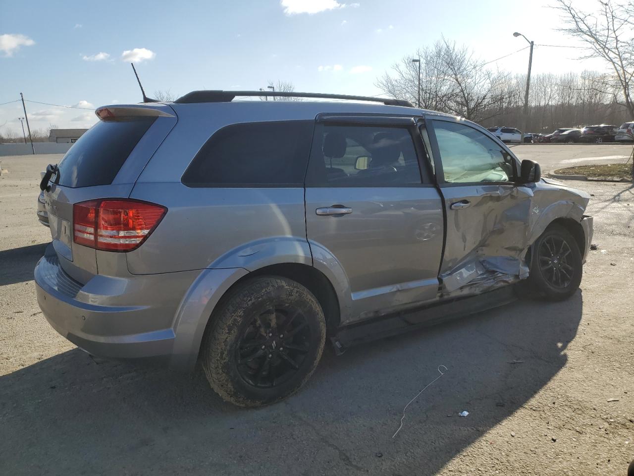 2020 Dodge Journey Se   Silver vin: 3C4PDCAB5LT269333