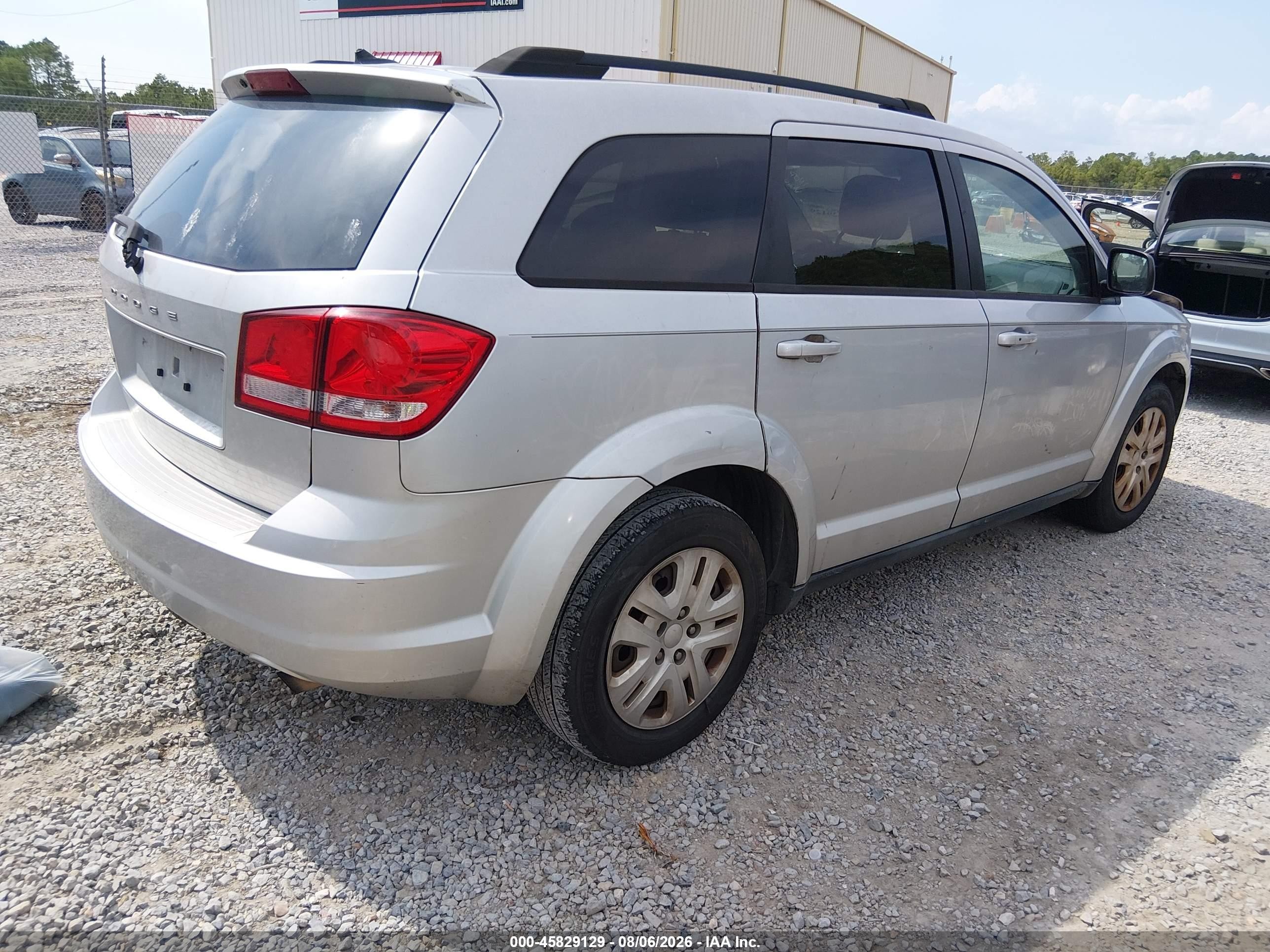 2014 Dodge Journey Se Silver vin: 3C4PDCAB6ET308658