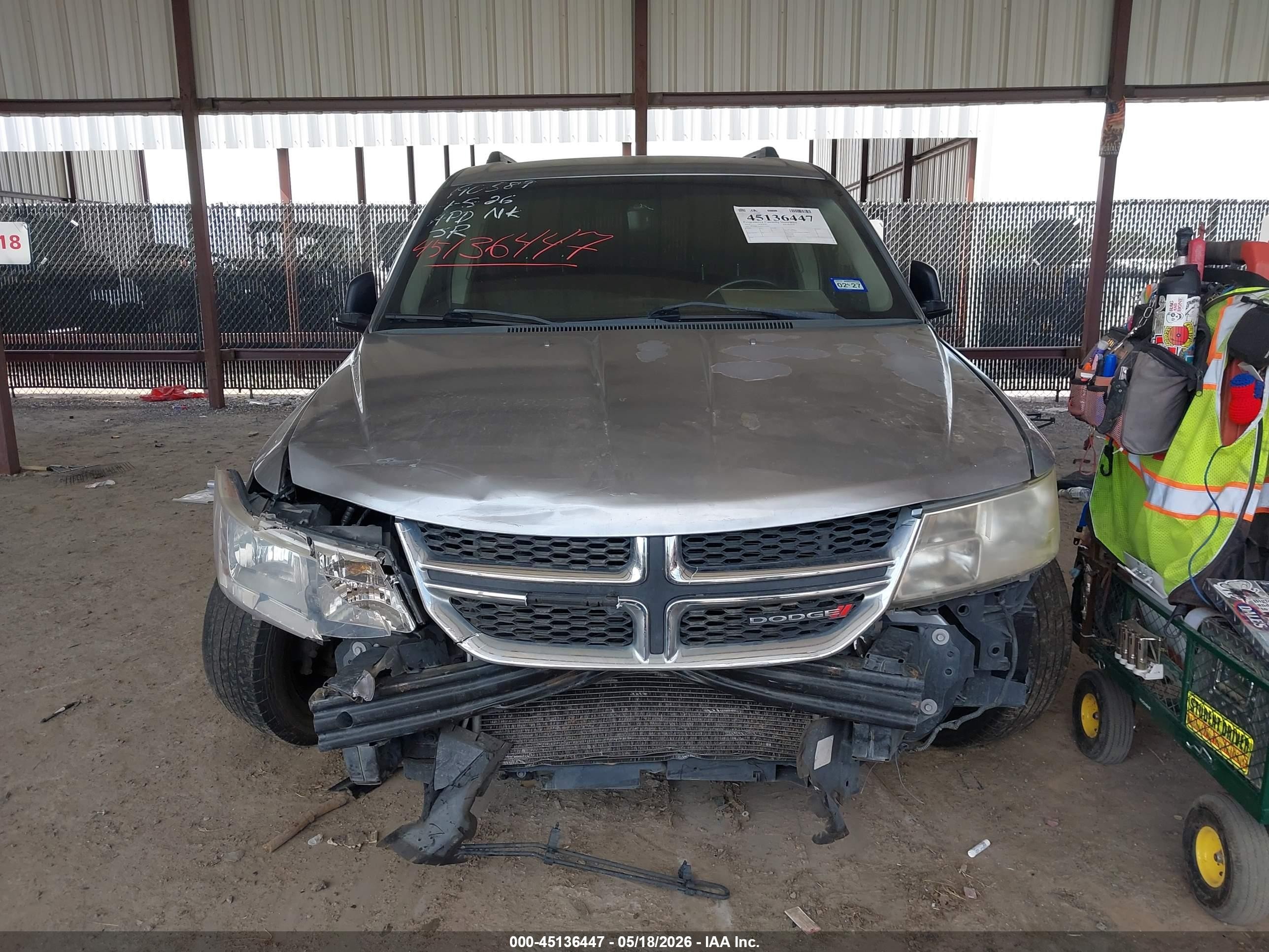 2016 Dodge Journey Se Silver vin: 3C4PDCAB6GT239005