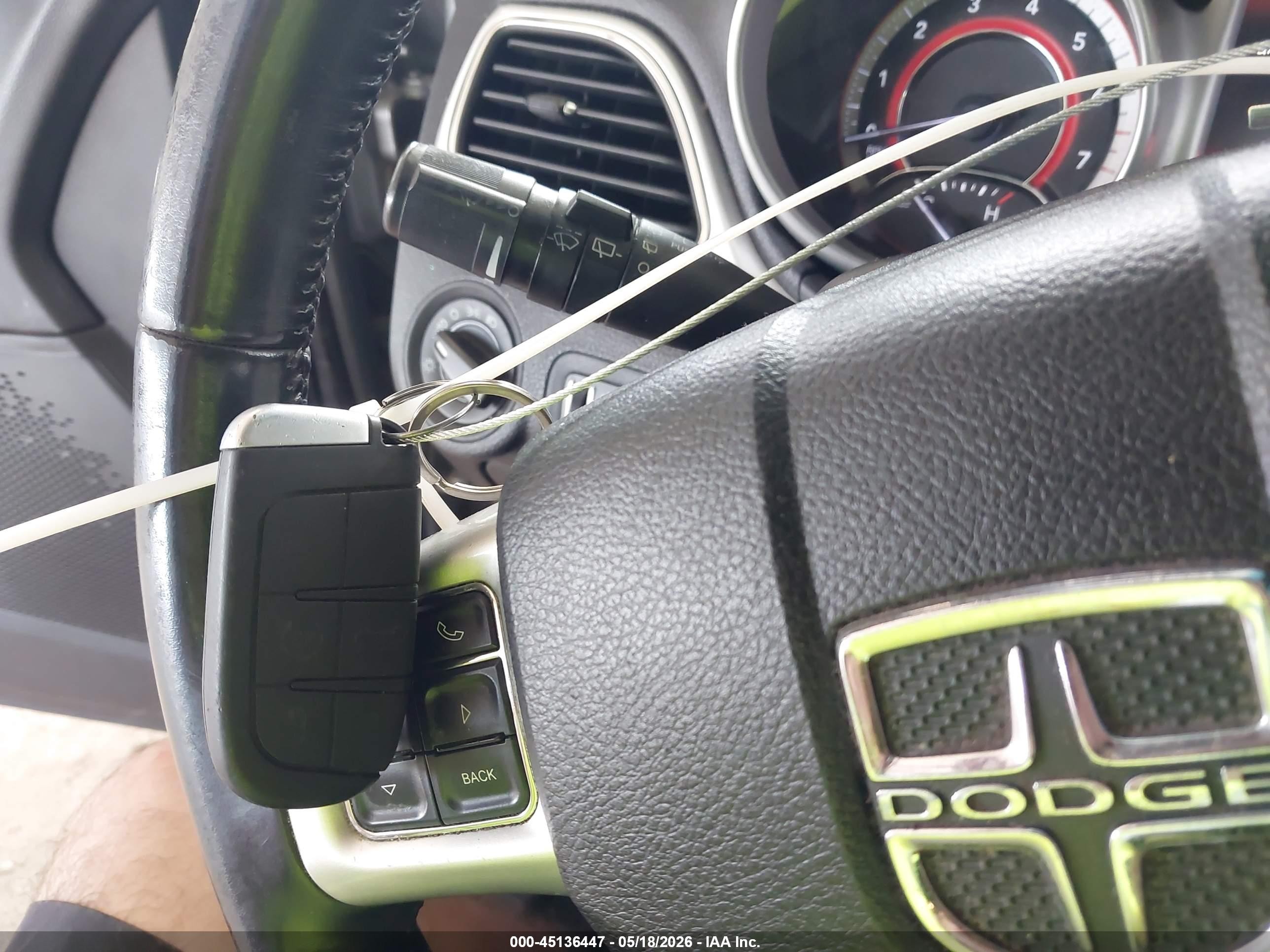 2016 Dodge Journey Se Silver vin: 3C4PDCAB6GT239005