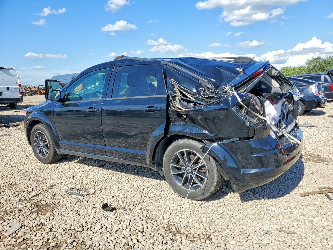 2018 Dodge Journey Se Black vin: 3C4PDCAB6JT383547