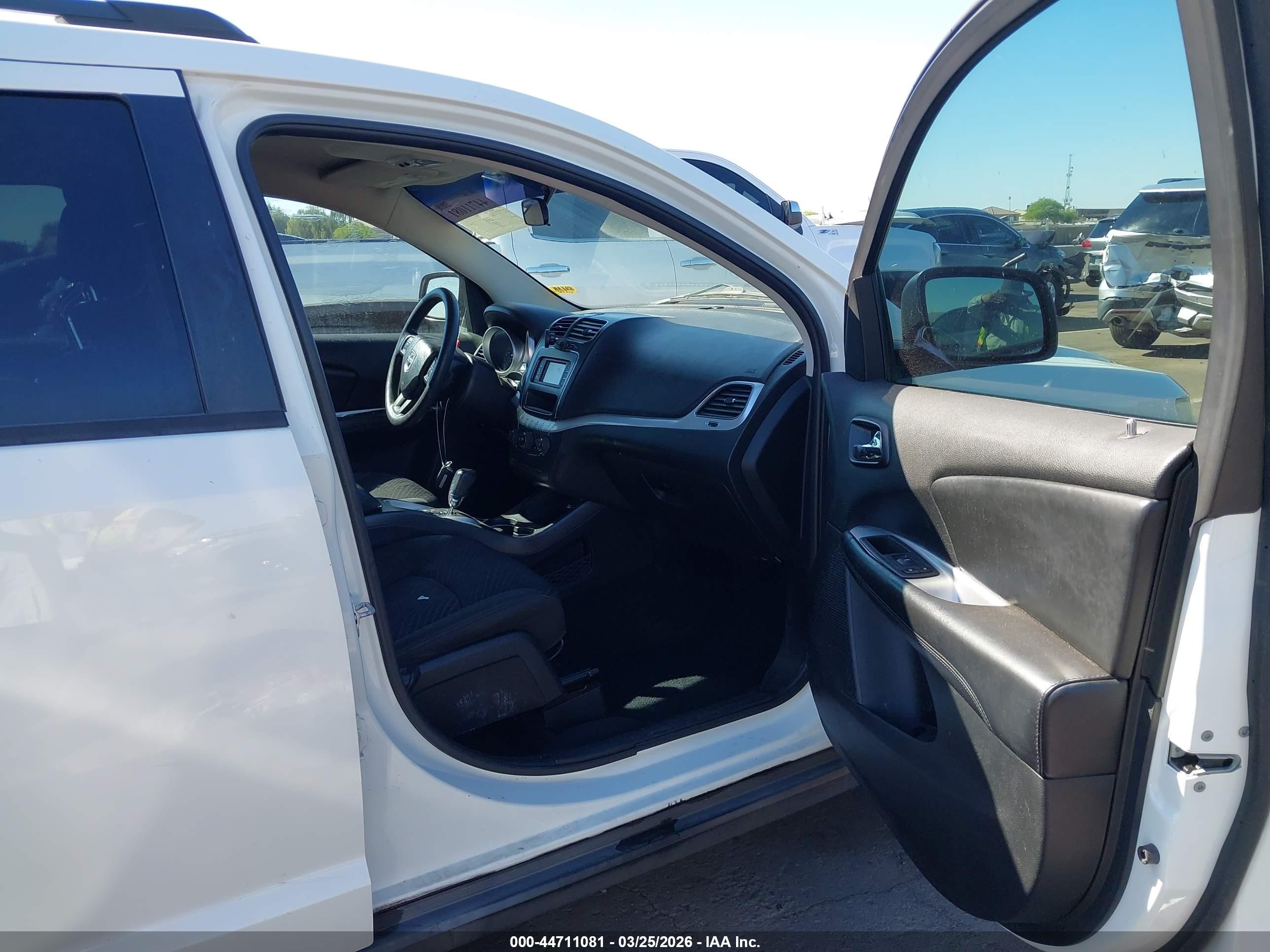 2012 Dodge Journey Se/avp White vin: 3C4PDCAB7CT229612