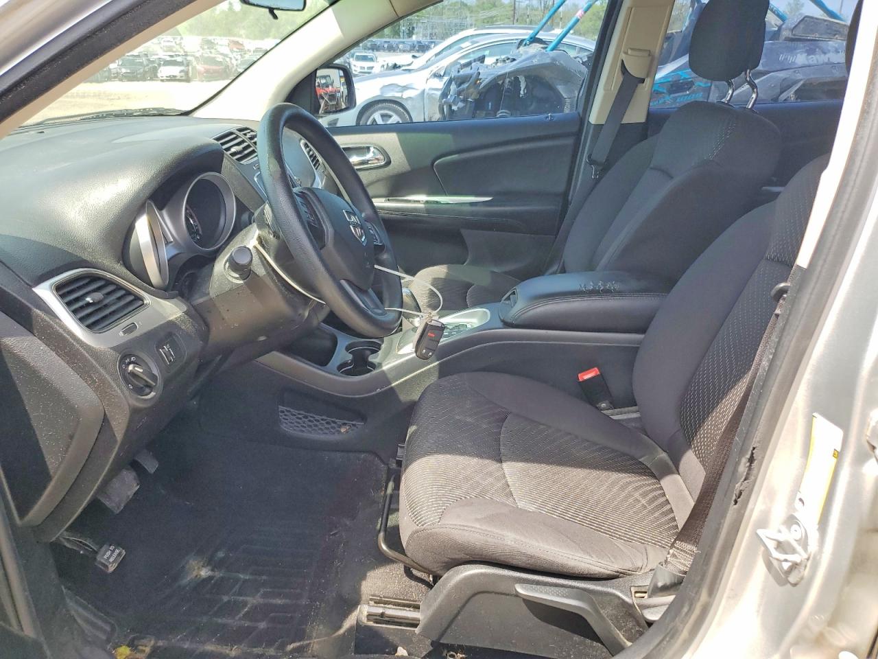 2014 Dodge Journey Se Silver vin: 3C4PDCAB7ET198395