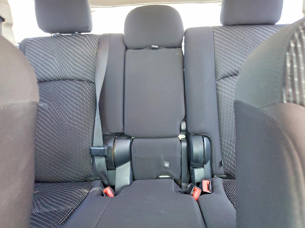 2014 Dodge Journey Se Silver vin: 3C4PDCAB7ET198395