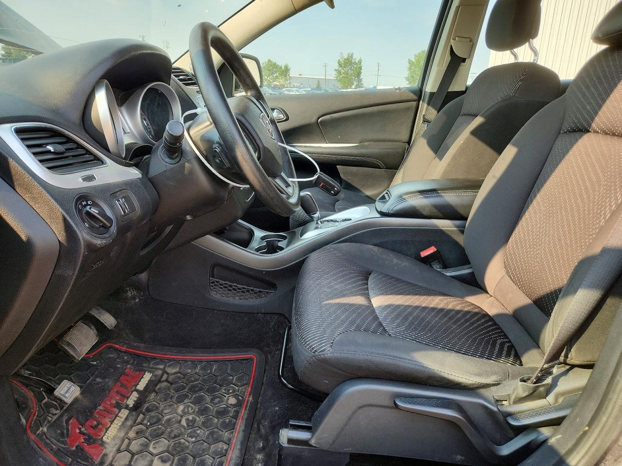 2015 Dodge Journey Se Gray vin: 3C4PDCAB7FT509566