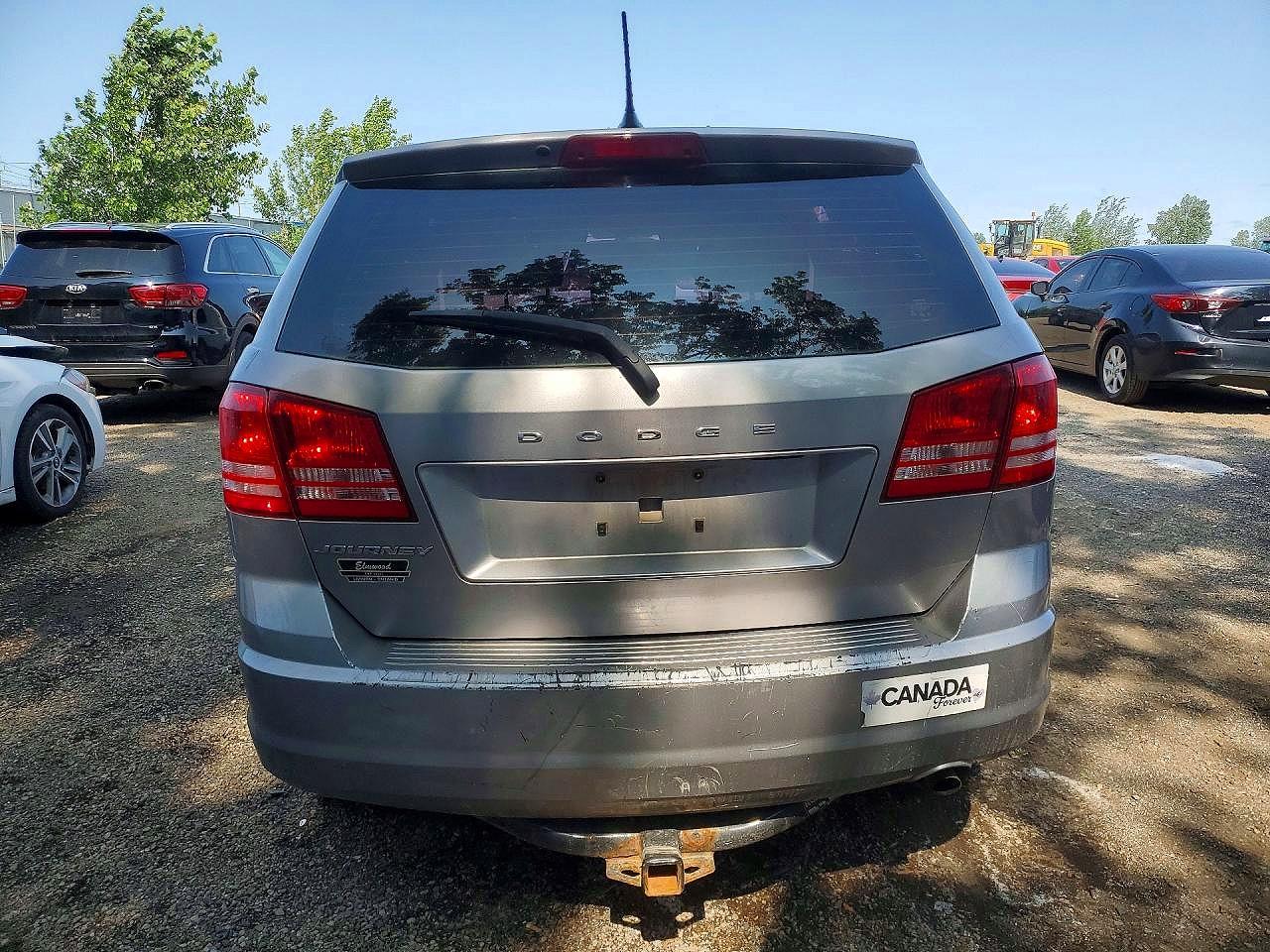 2015 Dodge Journey Se Silver vin: 3C4PDCAB7FT608131