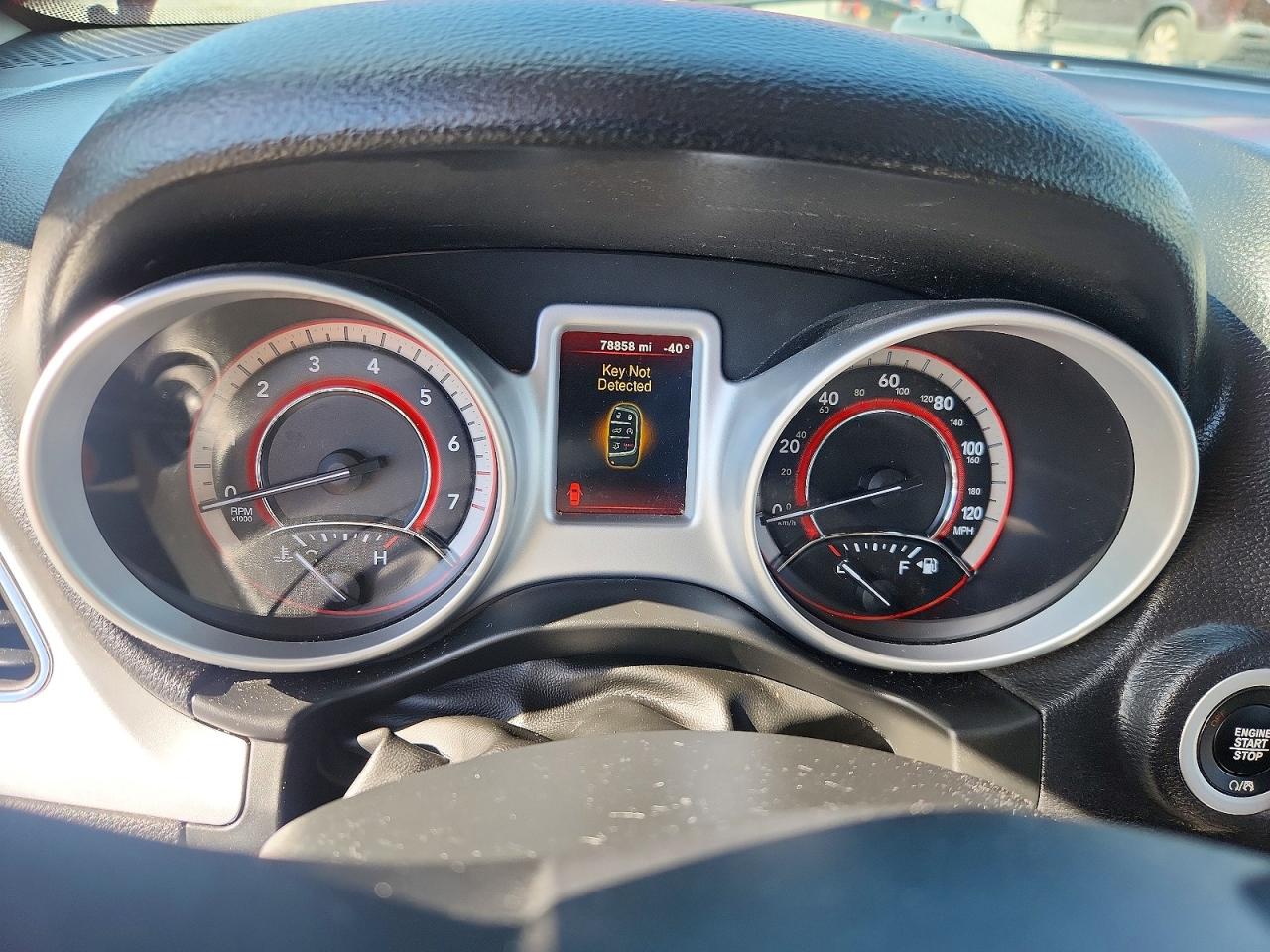 2017 Dodge Journey Se Red vin: 3C4PDCAB7HT622596
