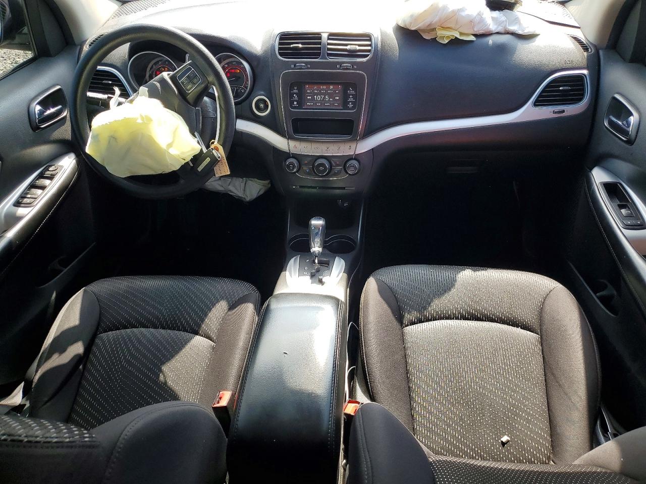 2014 Dodge Journey Se Silver vin: 3C4PDCAB8ET150954