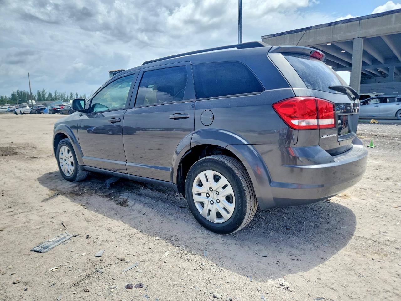 2014 Dodge Journey Se Gray vin: 3C4PDCAB8ET303977