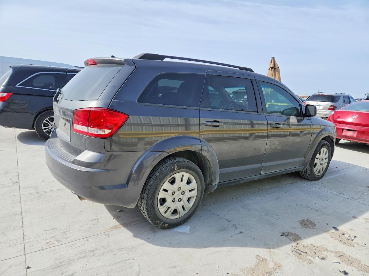 2015 Dodge Journey Se Gray vin: 3C4PDCAB8FT737592