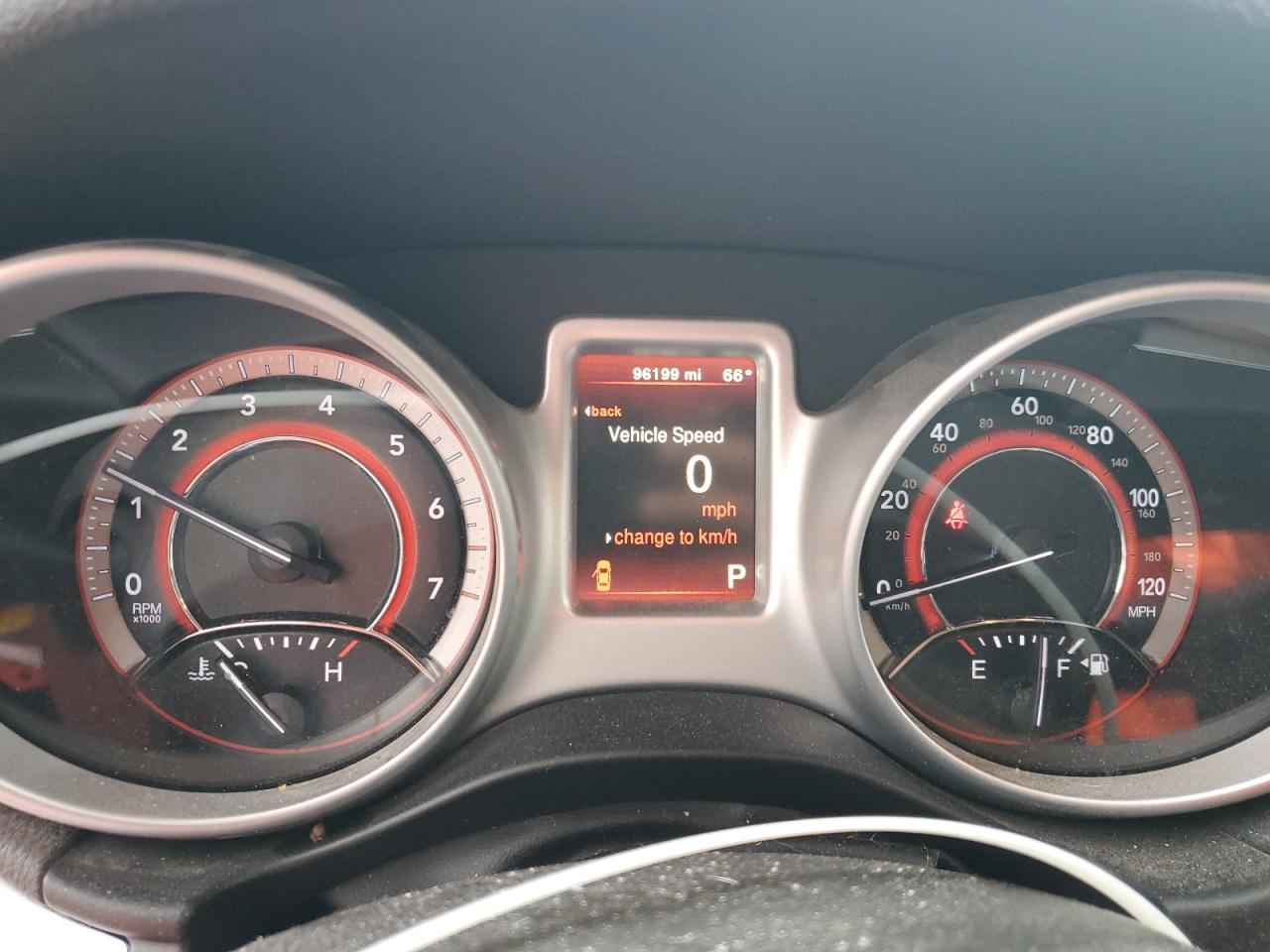 2018 Dodge Journey Se White vin: 3C4PDCAB8JT520231