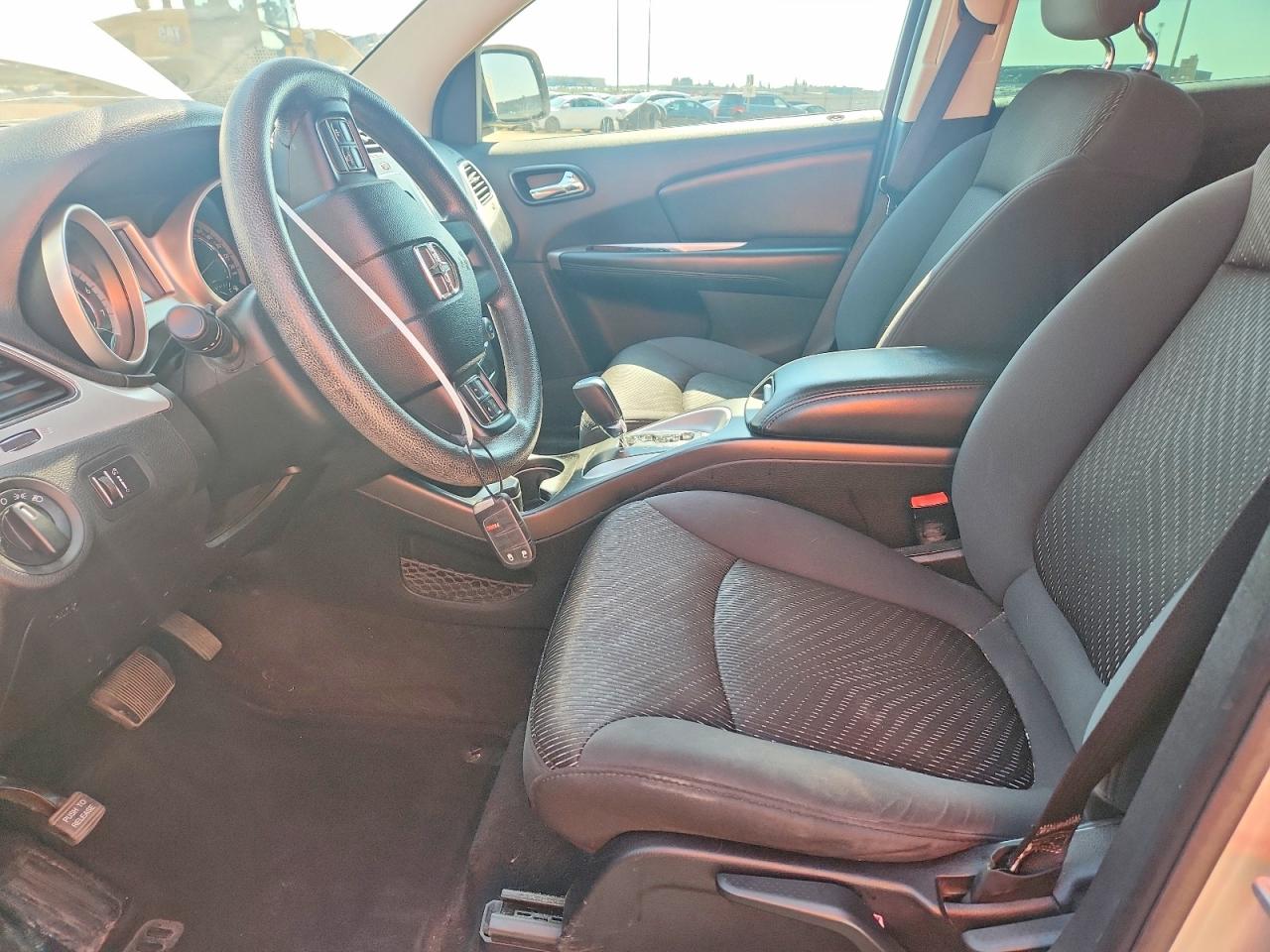 2012 Dodge Journey Se Silver vin: 3C4PDCAB9CT316685