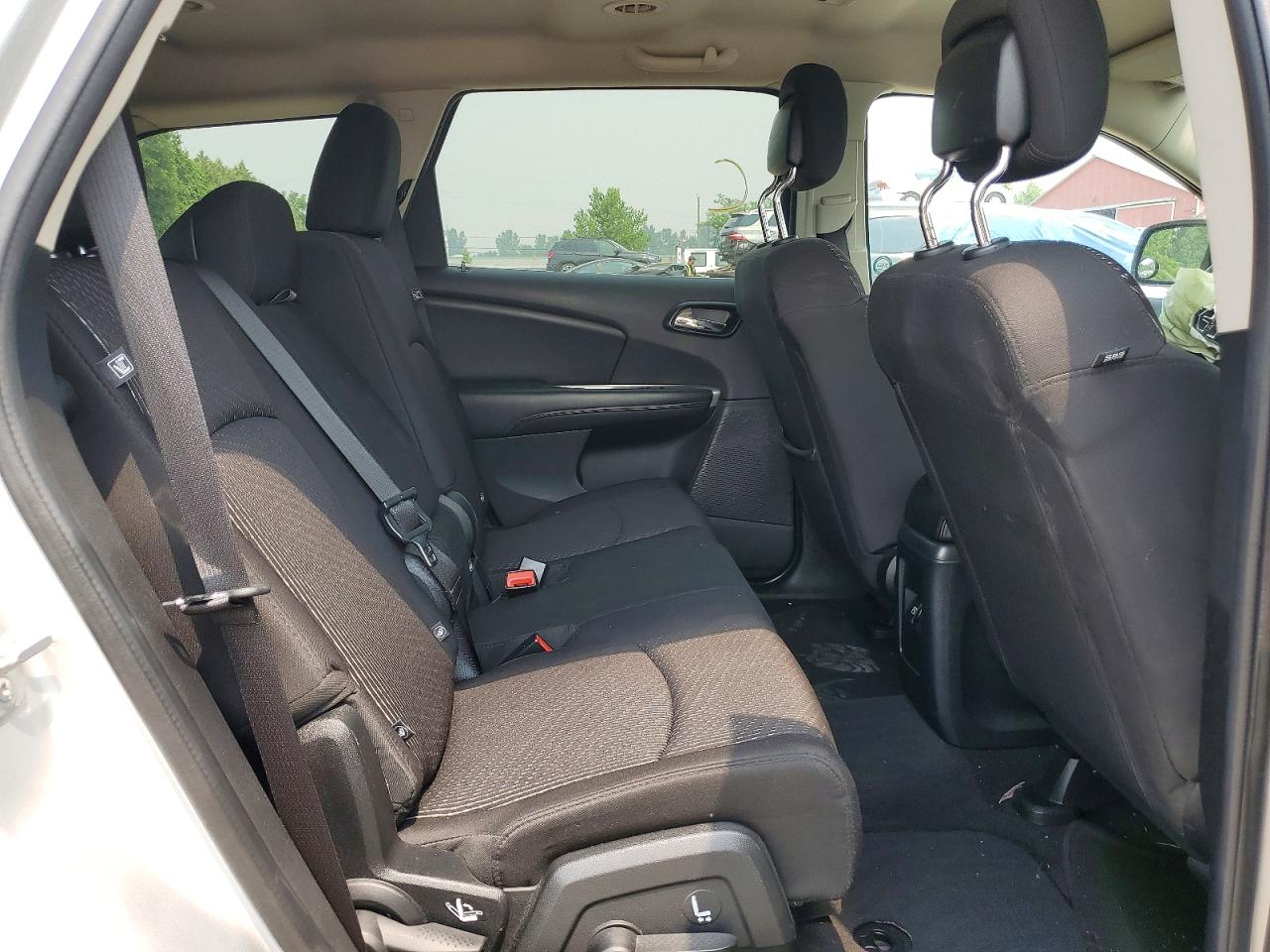 2014 Dodge Journey Se Серебряный vin: 3C4PDCAB9ET204682